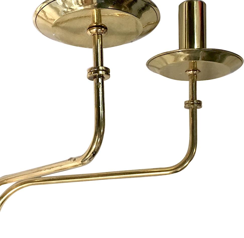 Metà XX secolo Set di 4 grandi lampade in bronzo dorato. Venduto a coppia. in vendita