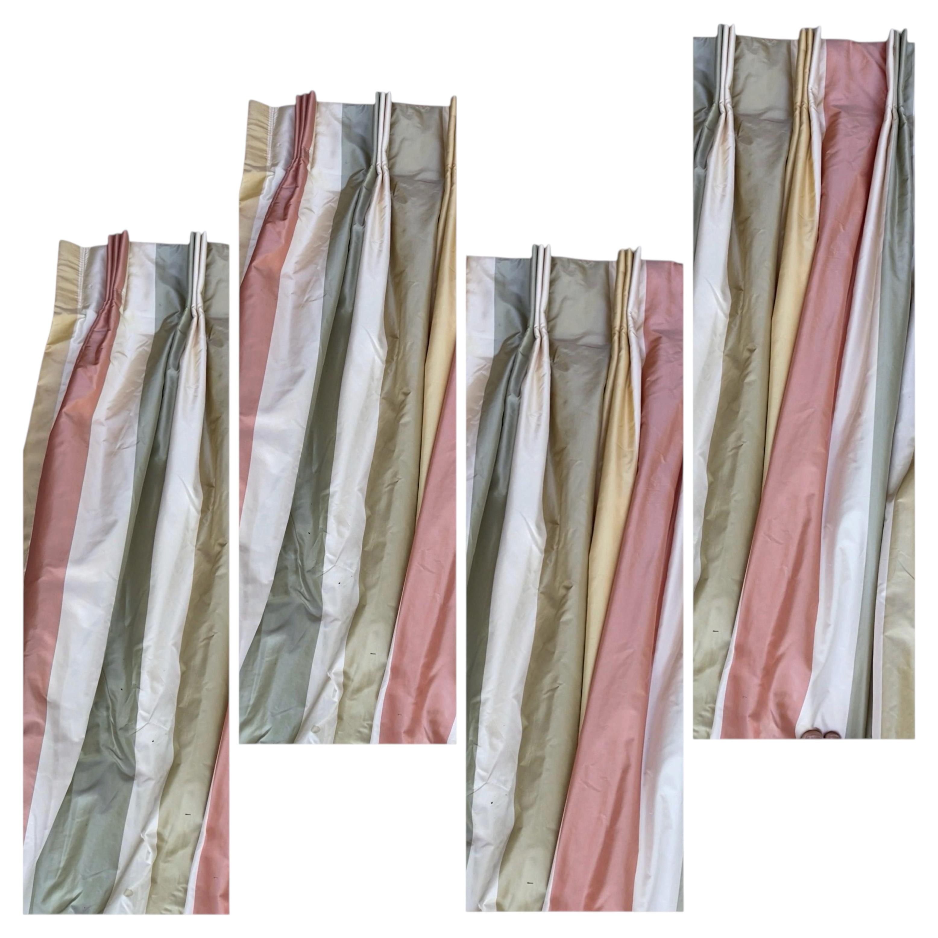 Lot de 4 grands rideaux « Rigatoni Stripe » en taffetas de soie Scalamandre, modèle Beverly Hills