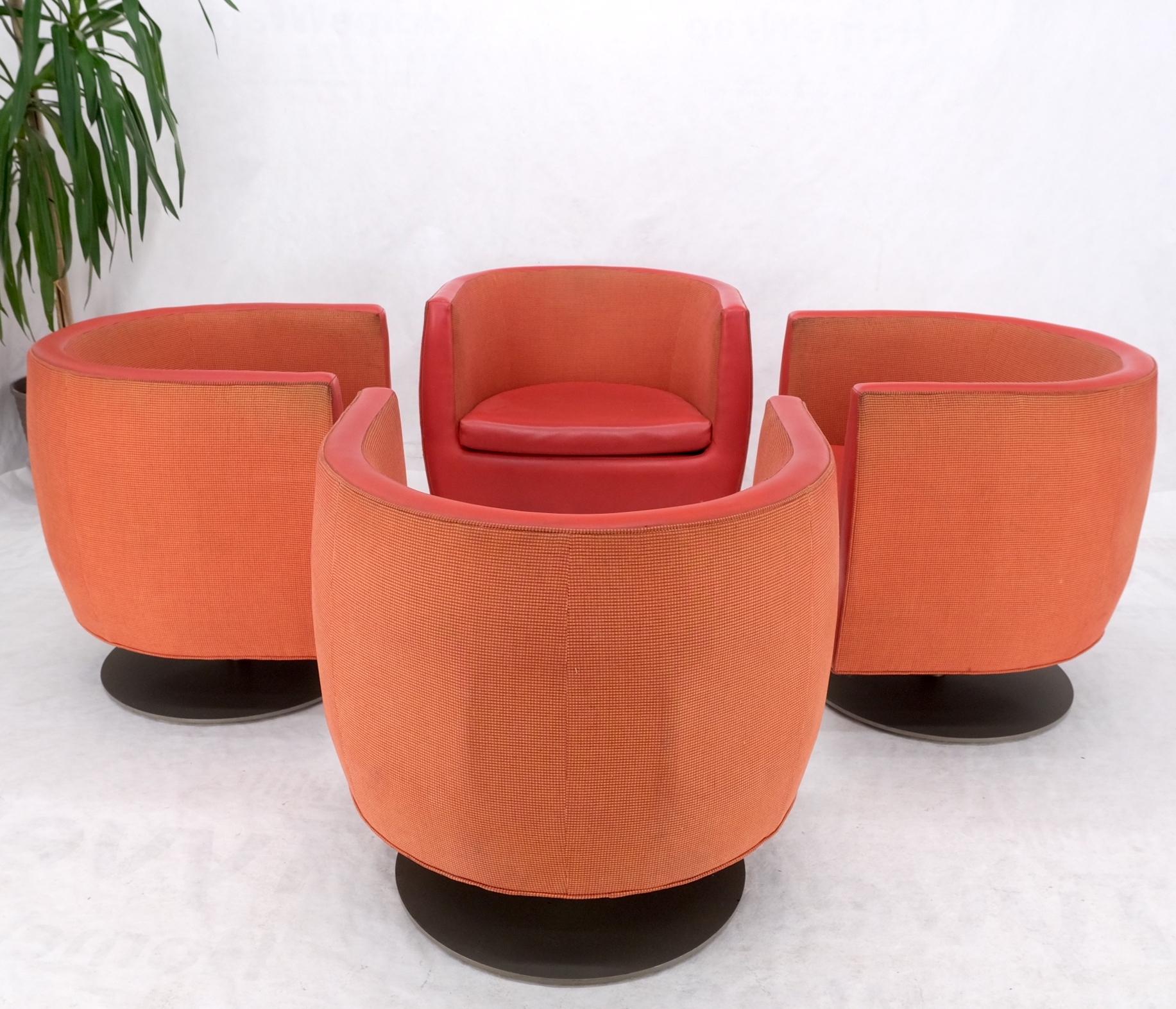 Set of 4 Large Swivel Round Barrel Back Lounge Club Chairs Red Upholstery For Sale 7