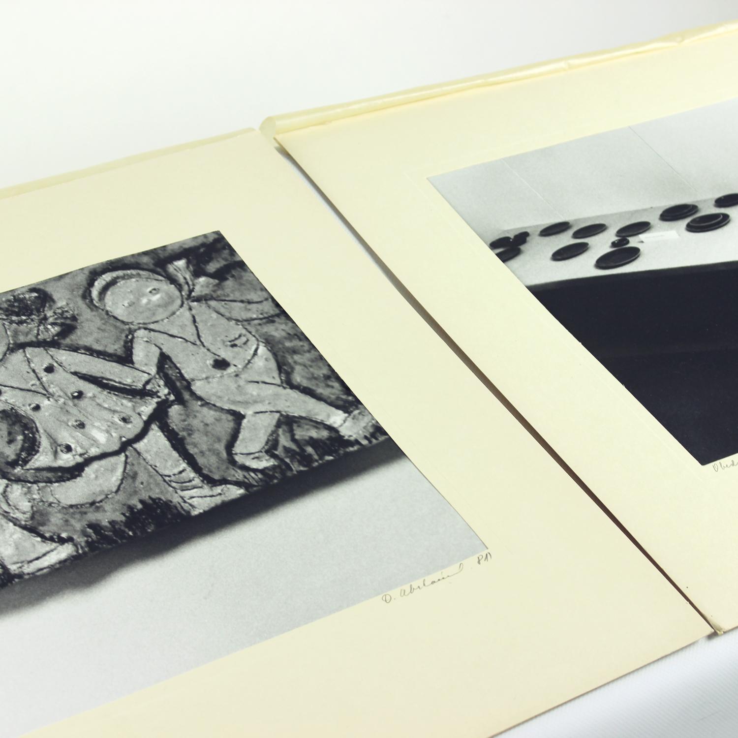 Ensemble de 4 grands clichés d'œuvres d'art en céramique de Ditta Abrhamova, Cz en vente 1