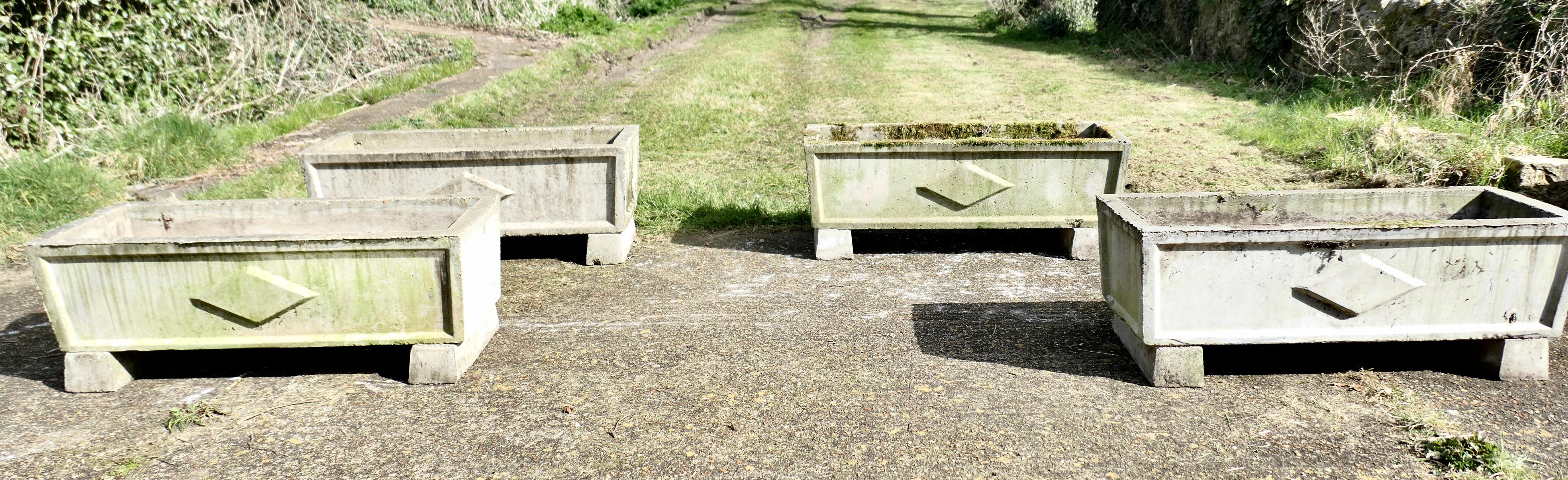Set of 4 Large Weathered Garden Planters For Sale 3