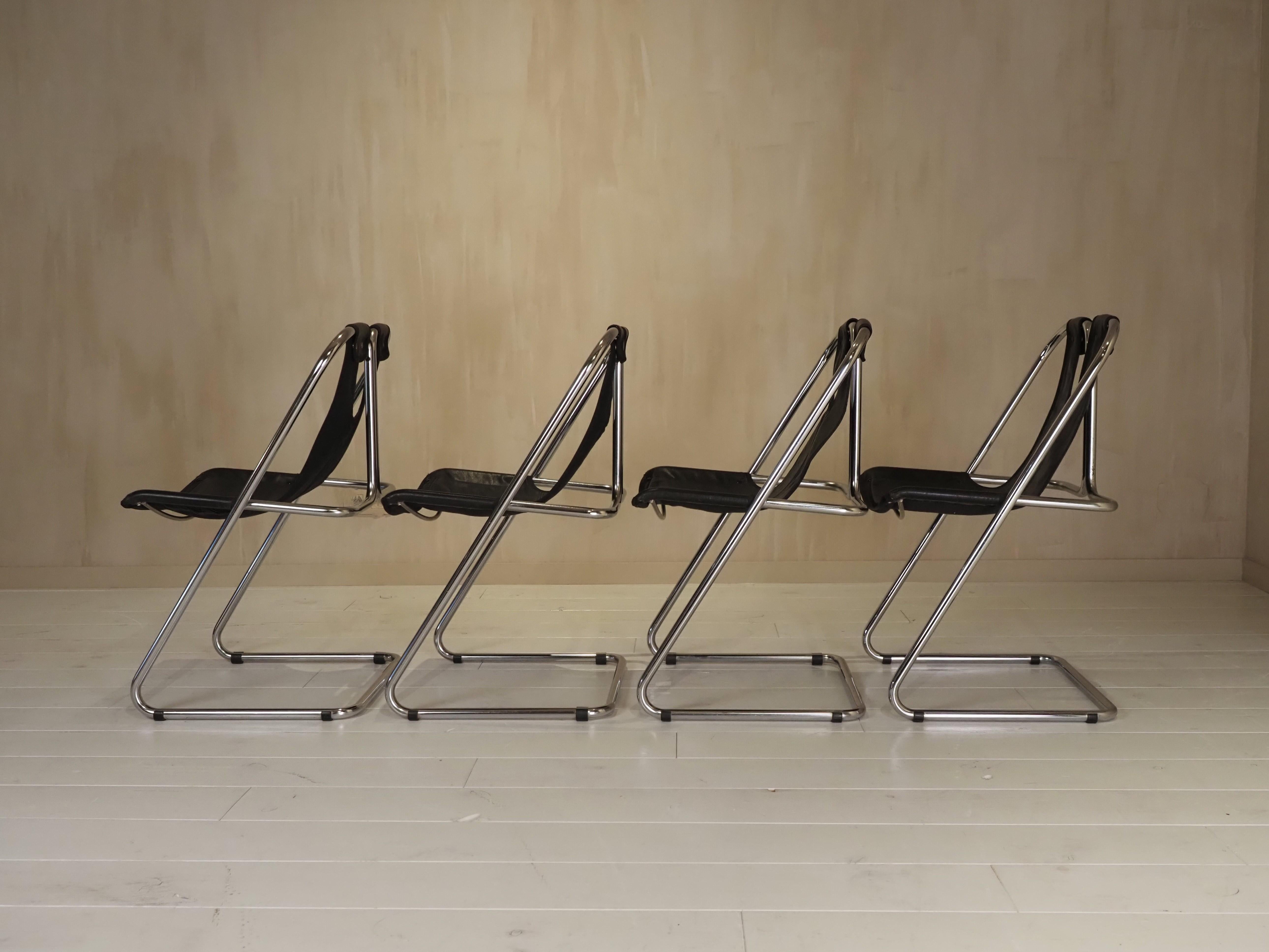 Set di 4 sedie in pelle e cromo anni '60 In condizioni buone in vendita a Diest, BE