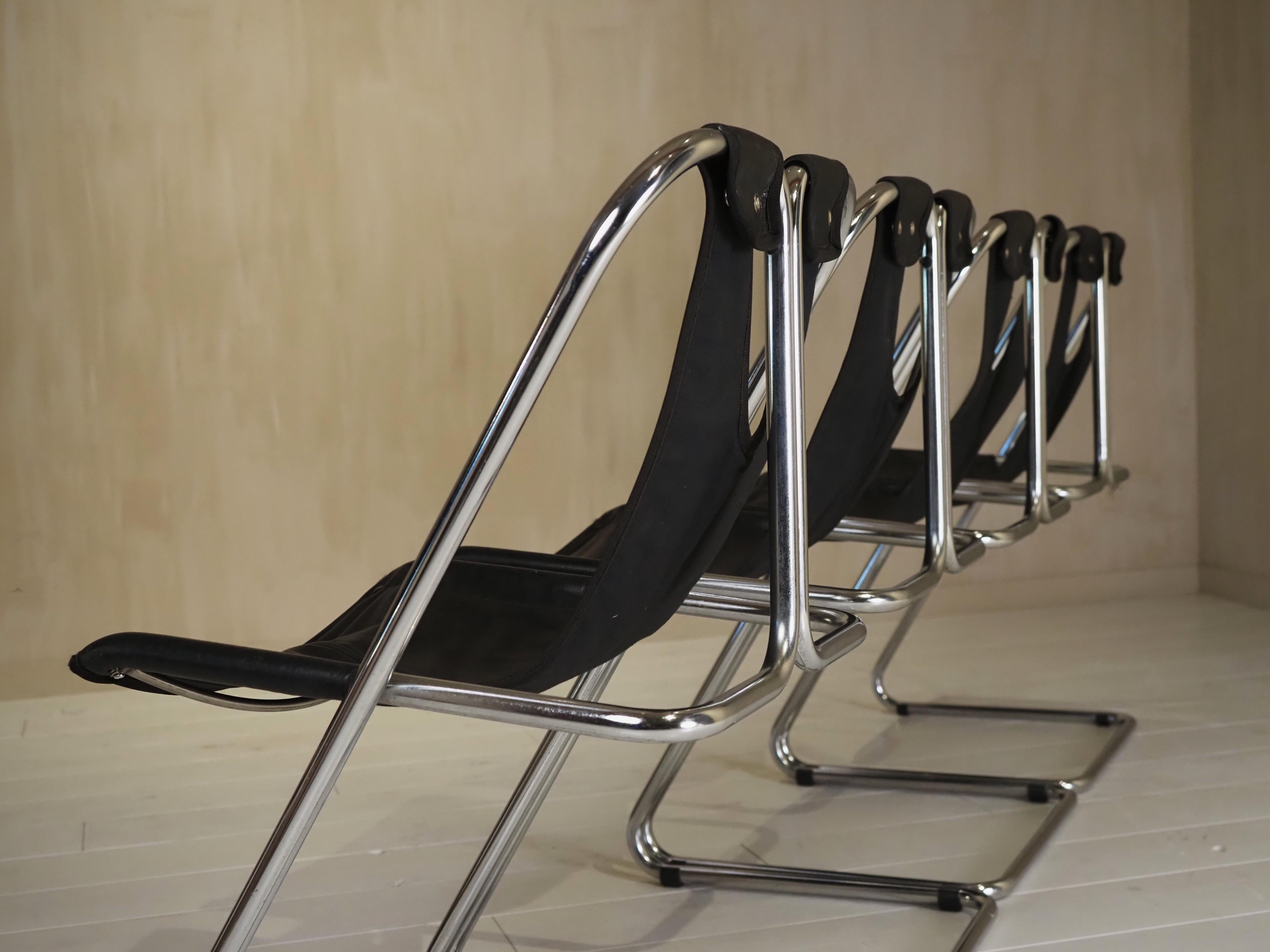 Set di 4 sedie in pelle e cromo anni '60 in vendita 2