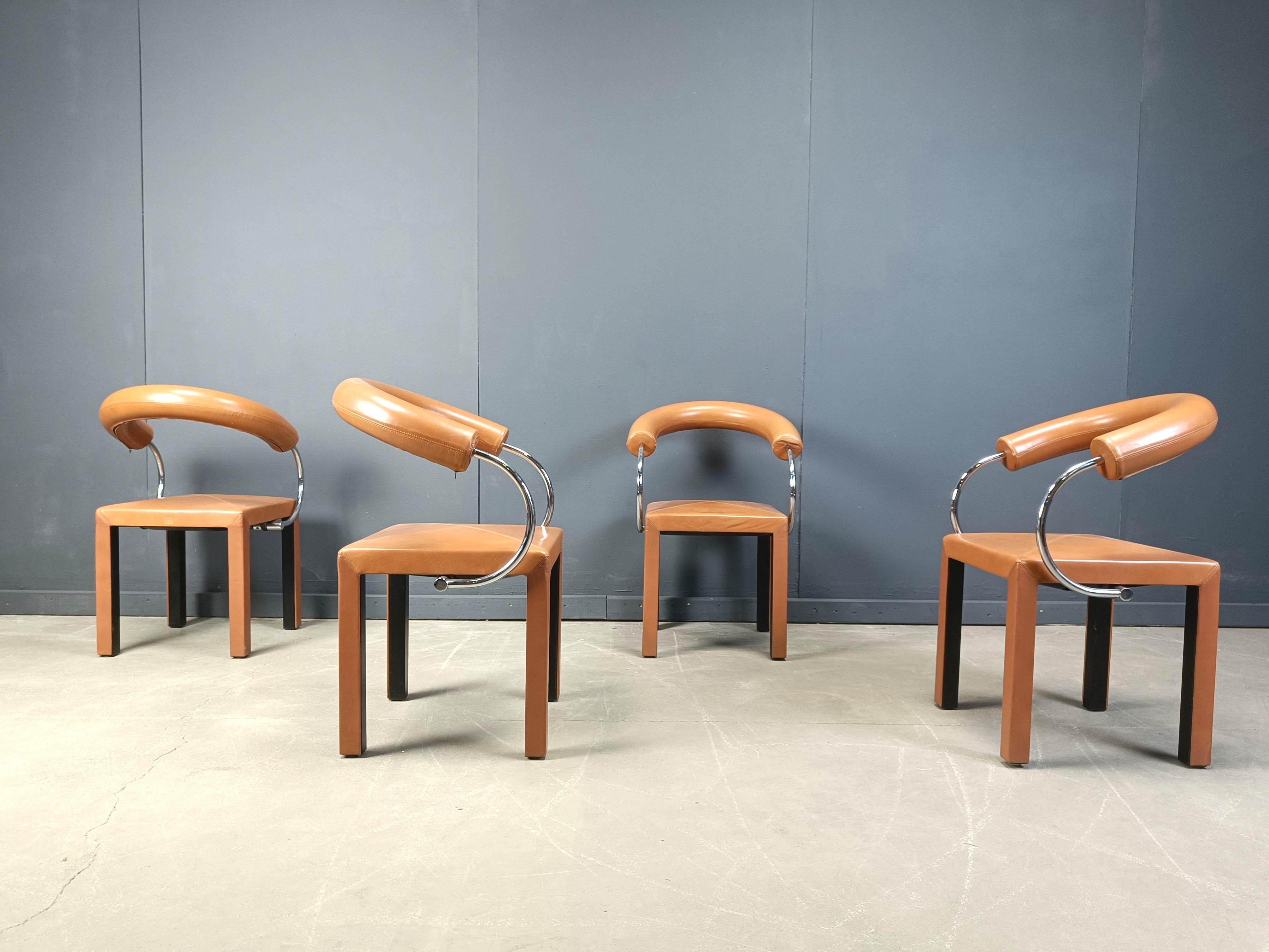 Fin du 20e siècle Ensemble de 4 chaises Arcosa en cuir de Paolo Piva pour B&B Italia en vente