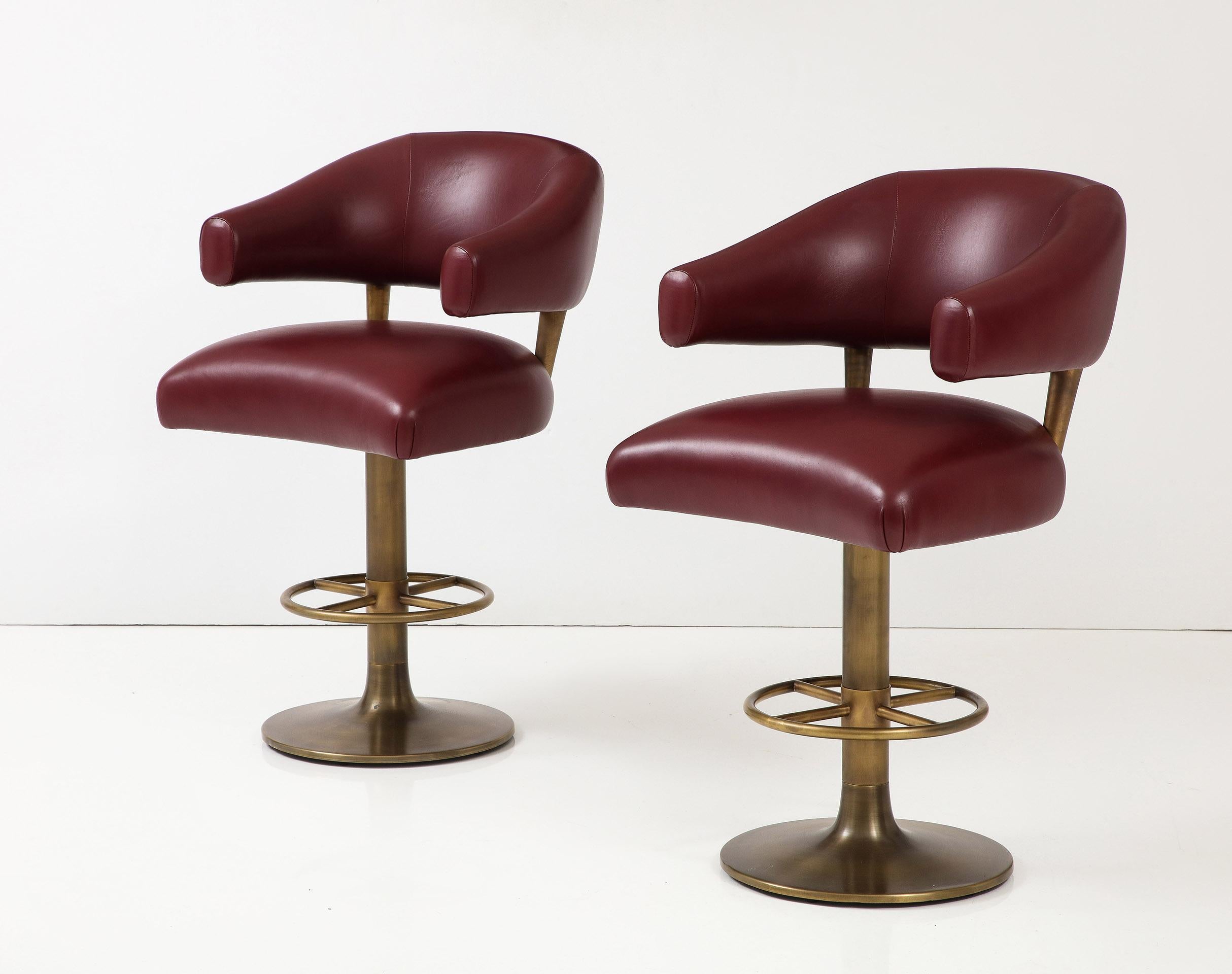 Contemporary Set of 4 Leather & Brass Bar Stools For Sale