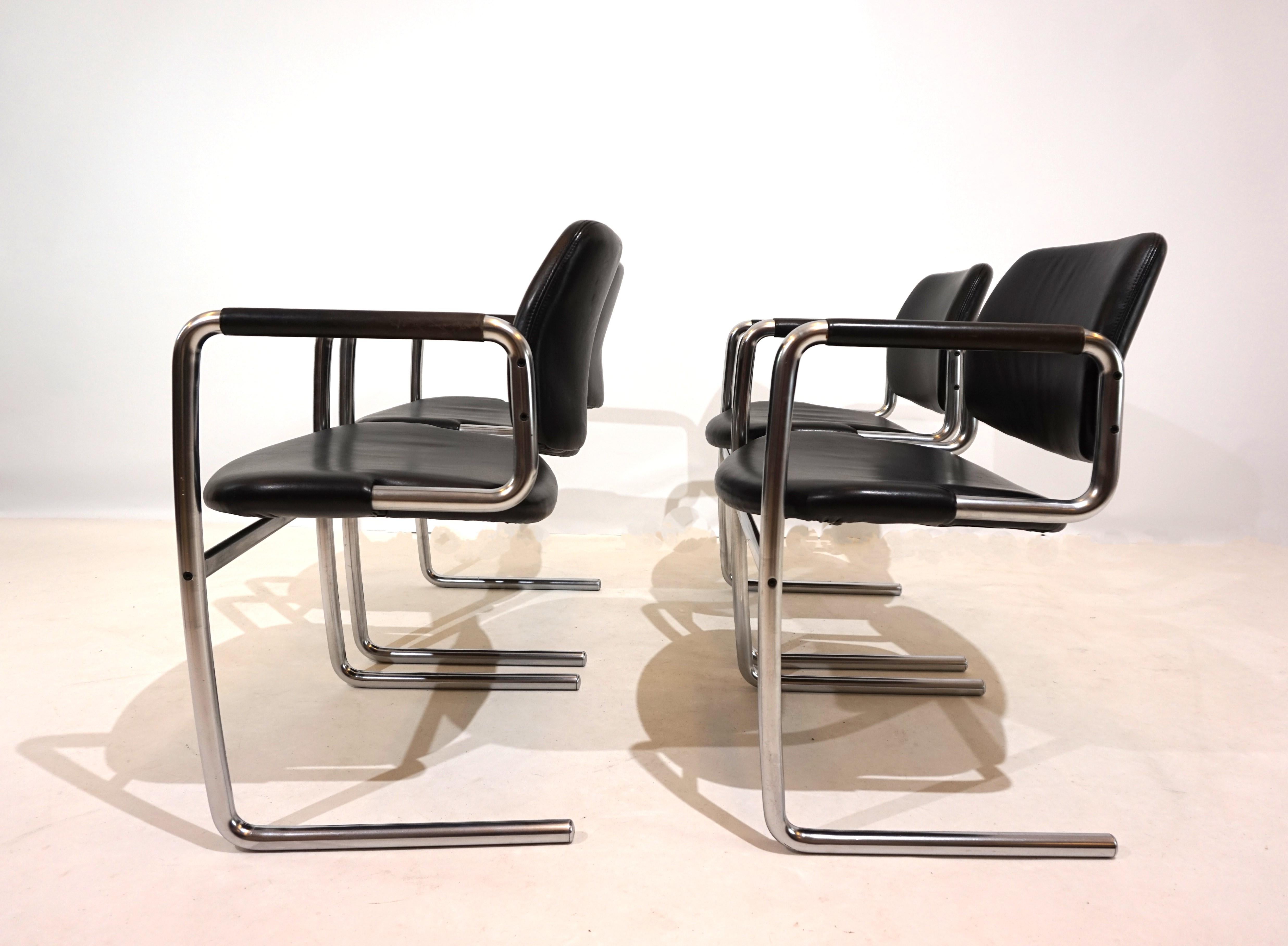 Ensemble de 4 chaises de salle à manger en cuir par Jørgen Kastholm pour Kusch+Co en vente 4