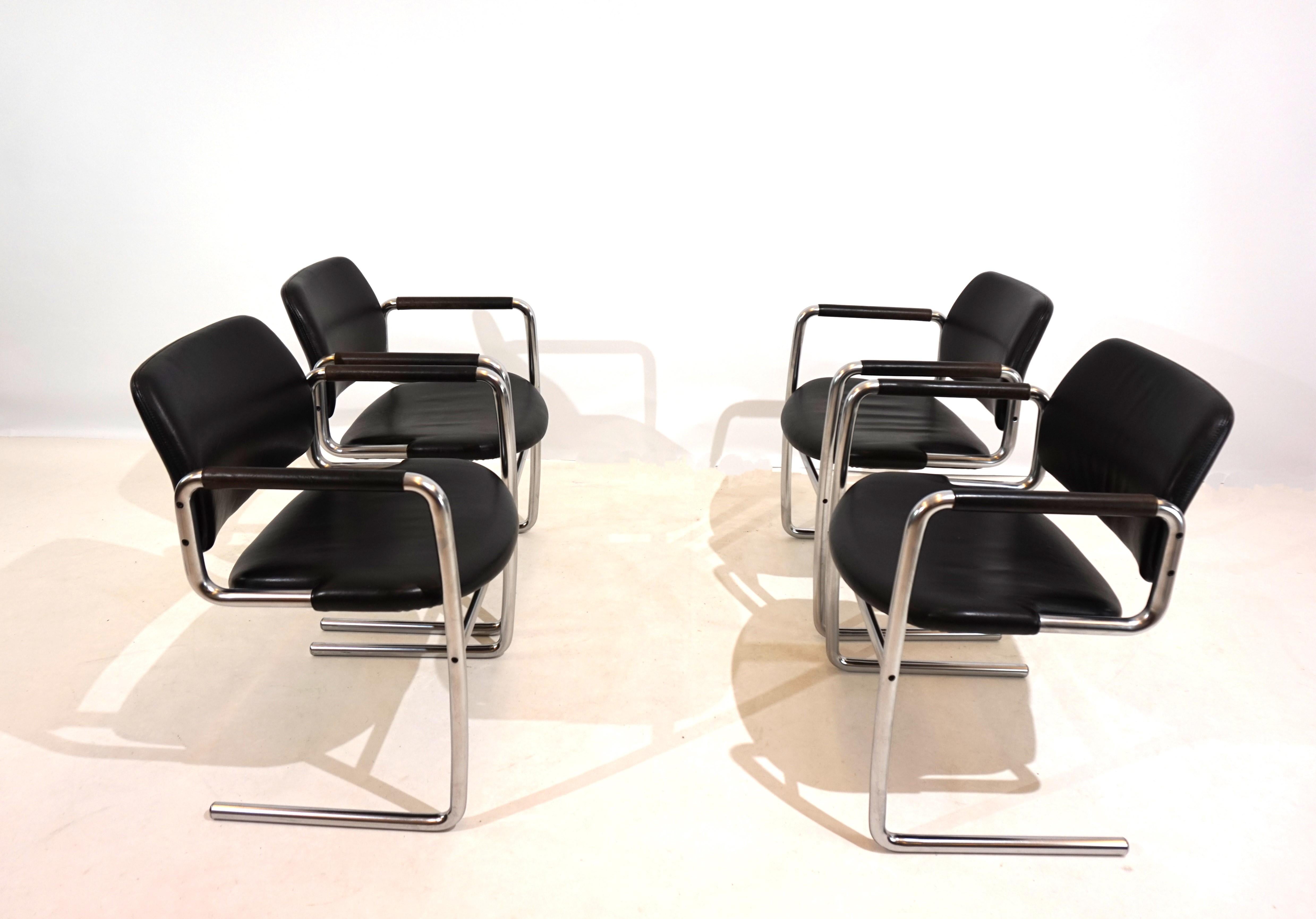 Fin du 20e siècle Ensemble de 4 chaises de salle à manger en cuir par Jørgen Kastholm pour Kusch+Co en vente