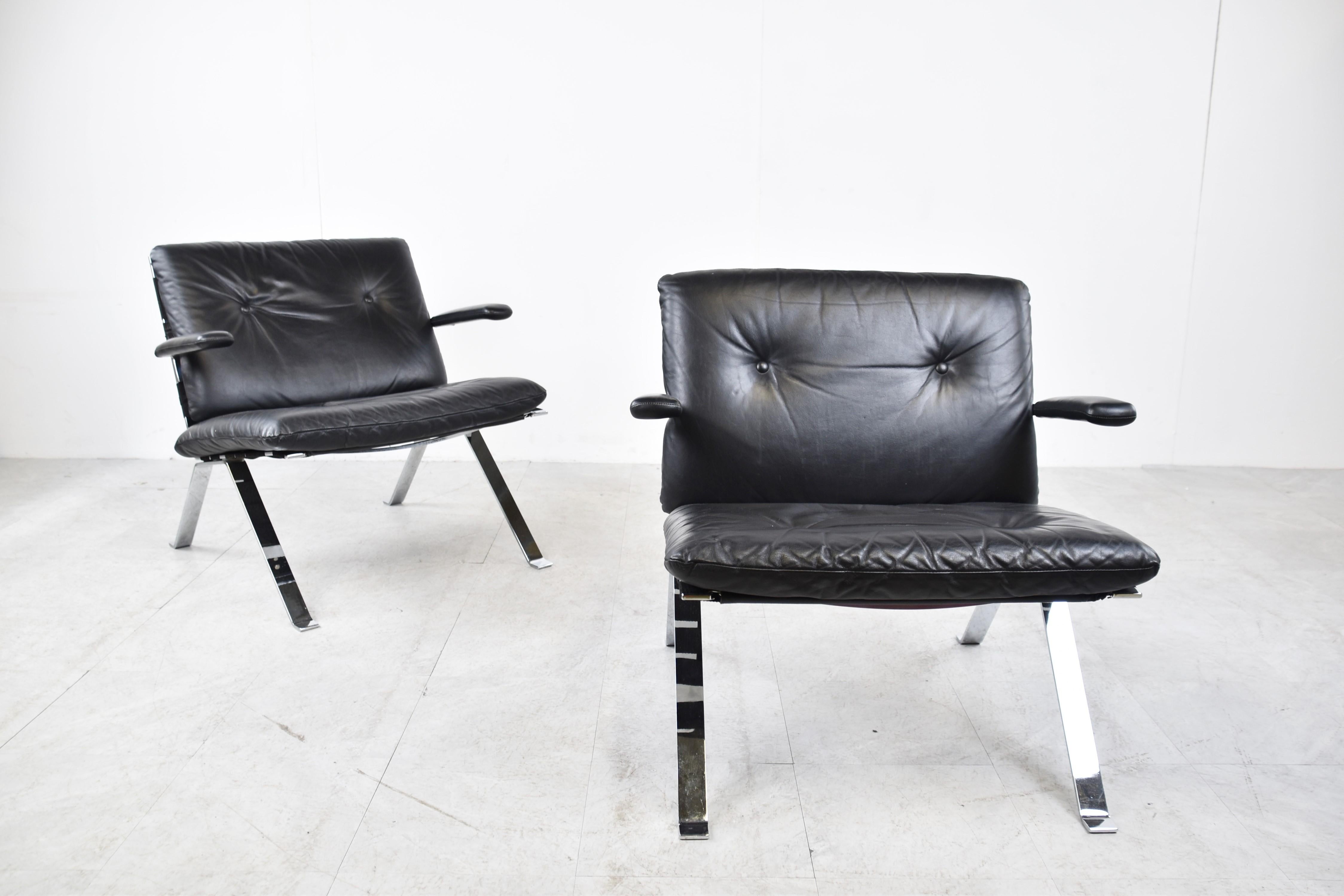 Set of 4 Leather Lounge Chairs Model 1600 by Hans Eichenberger for Girsberg For Sale 3