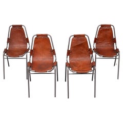 Ensemble de 4 chaises « Les arcs » de Charlotte Perriand - 1970