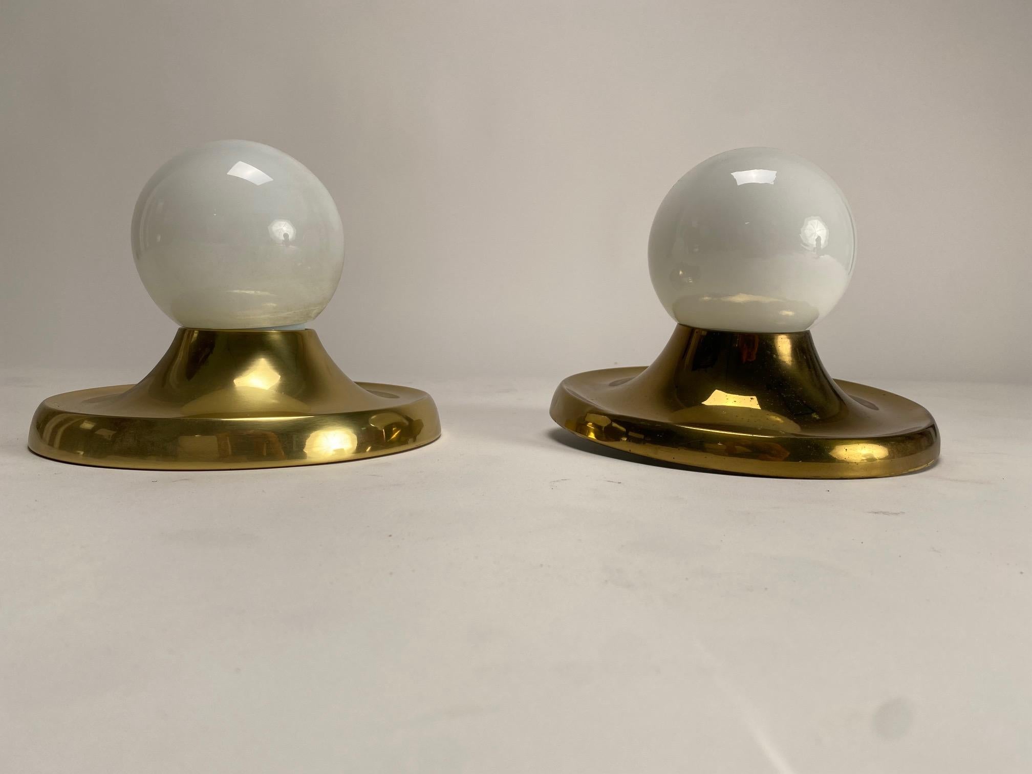 Mid-20th Century Set of 4 Light Ball table, ceiling and wall lamp by Castiglioni, Flos For Sale