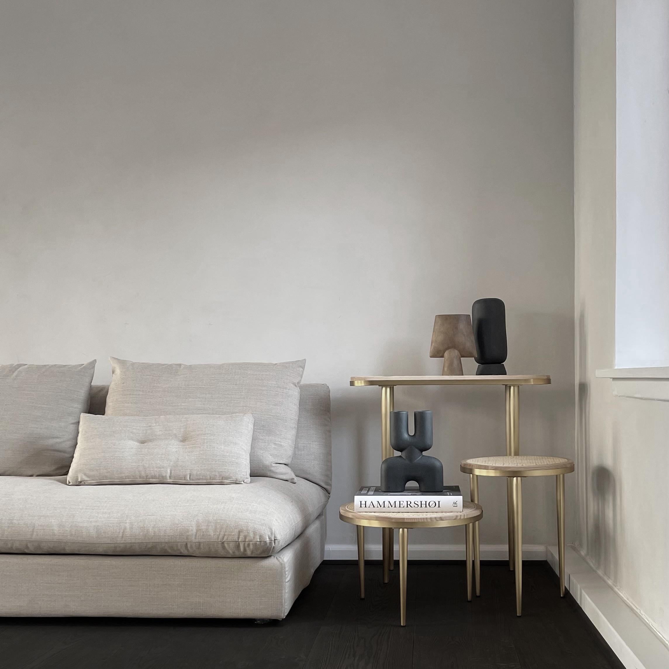 Set di 4 vasi a sfera quadrati grigio chiaro di 101 Copenhagen in vendita 1