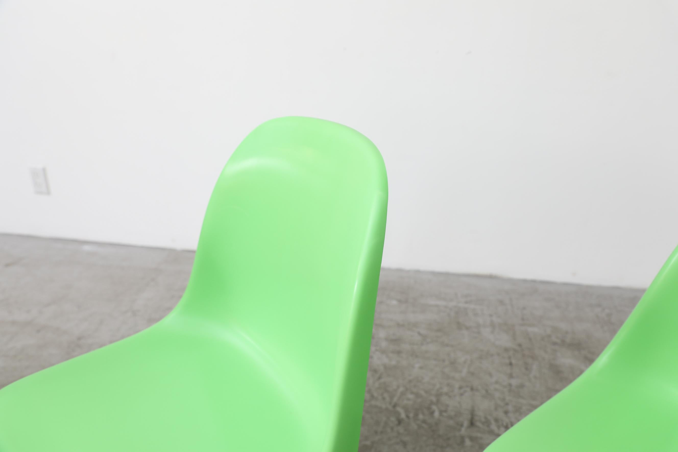 Set of 4 Lime Green Casalino Chairs by Alexander Begge In Good Condition In Los Angeles, CA