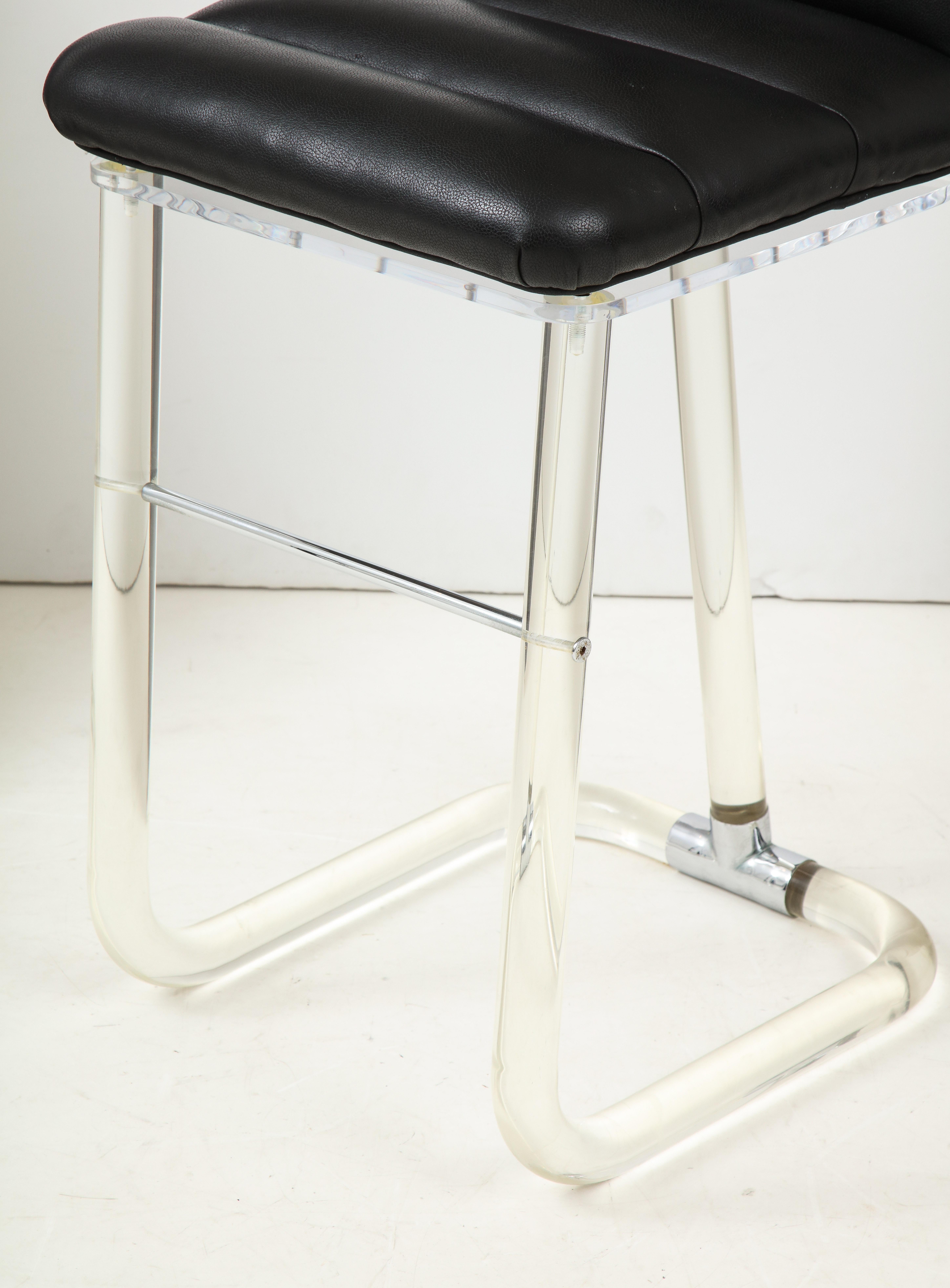 Set of 4 Mid-Century Lucite and Black Leather Upholstered Stools For Sale 1