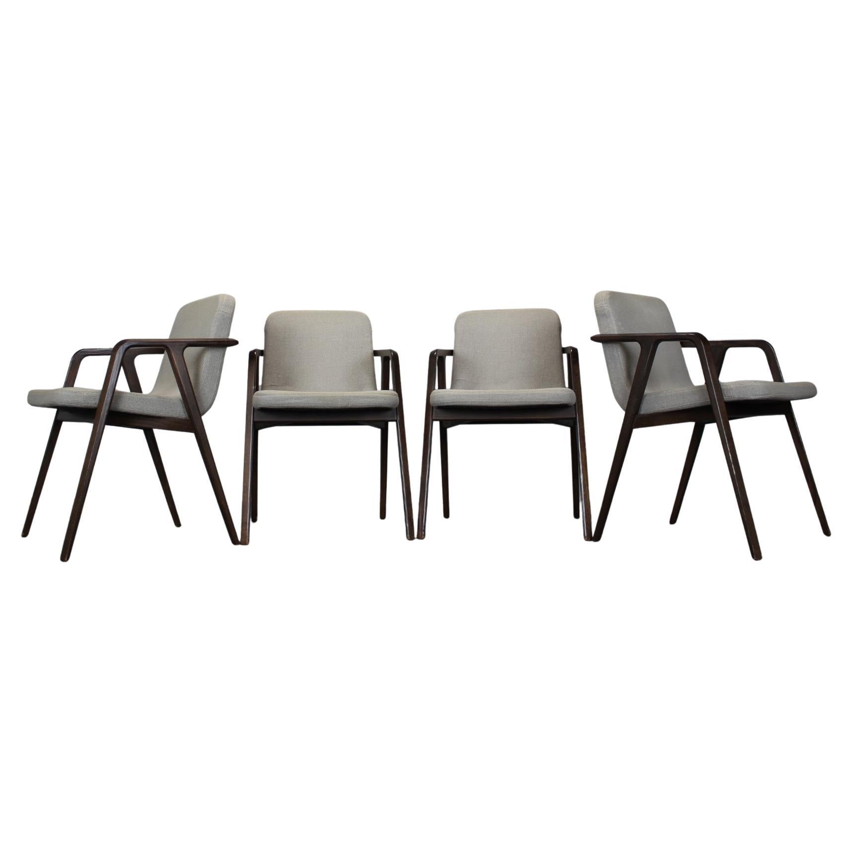 Ensemble de 4 chaises de salle à manger Lolita avec bras par Porada, 21e siècle