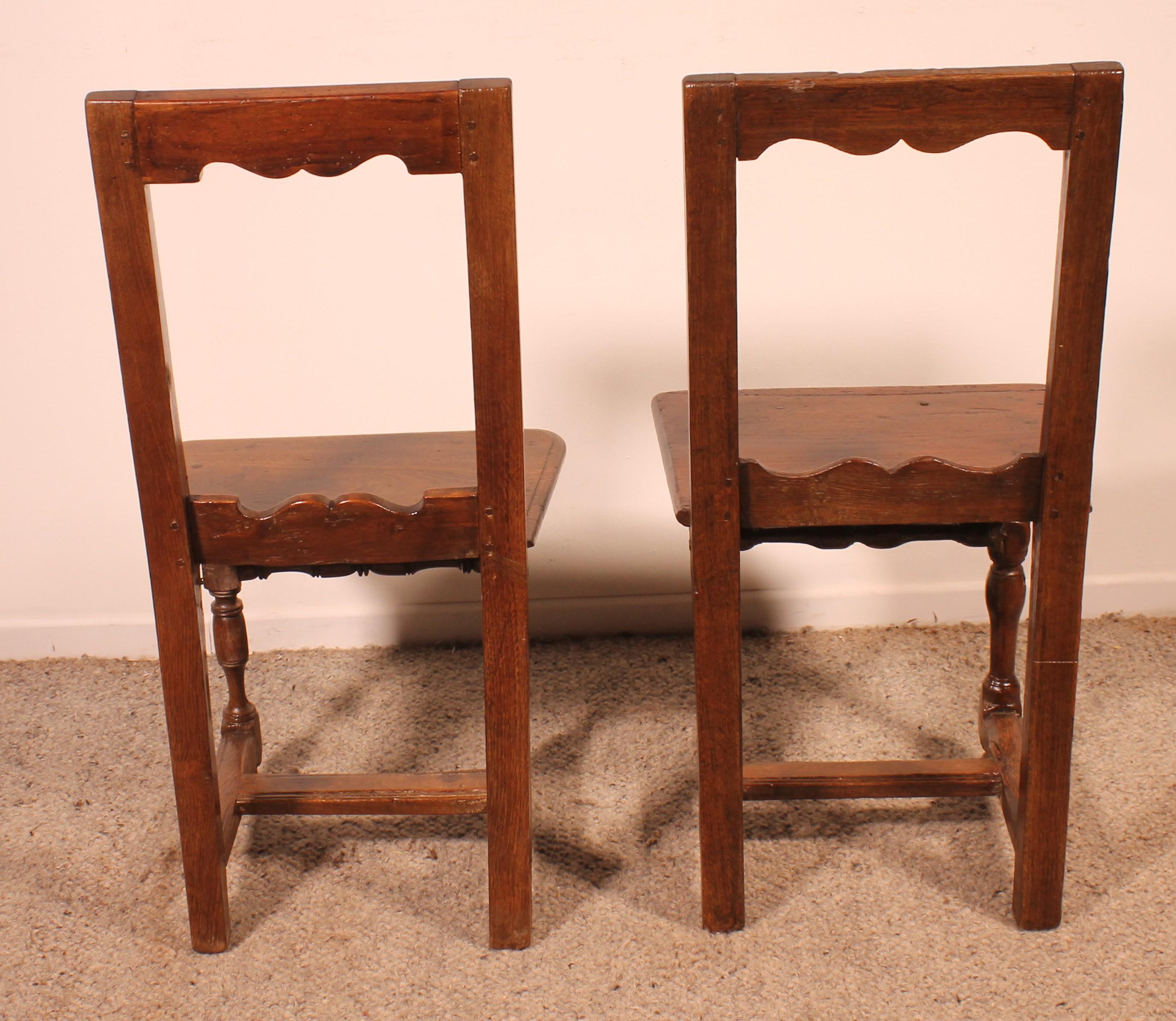 Set Of 4 Lorraine Chairs From The 18th Century In Oak For Sale 5