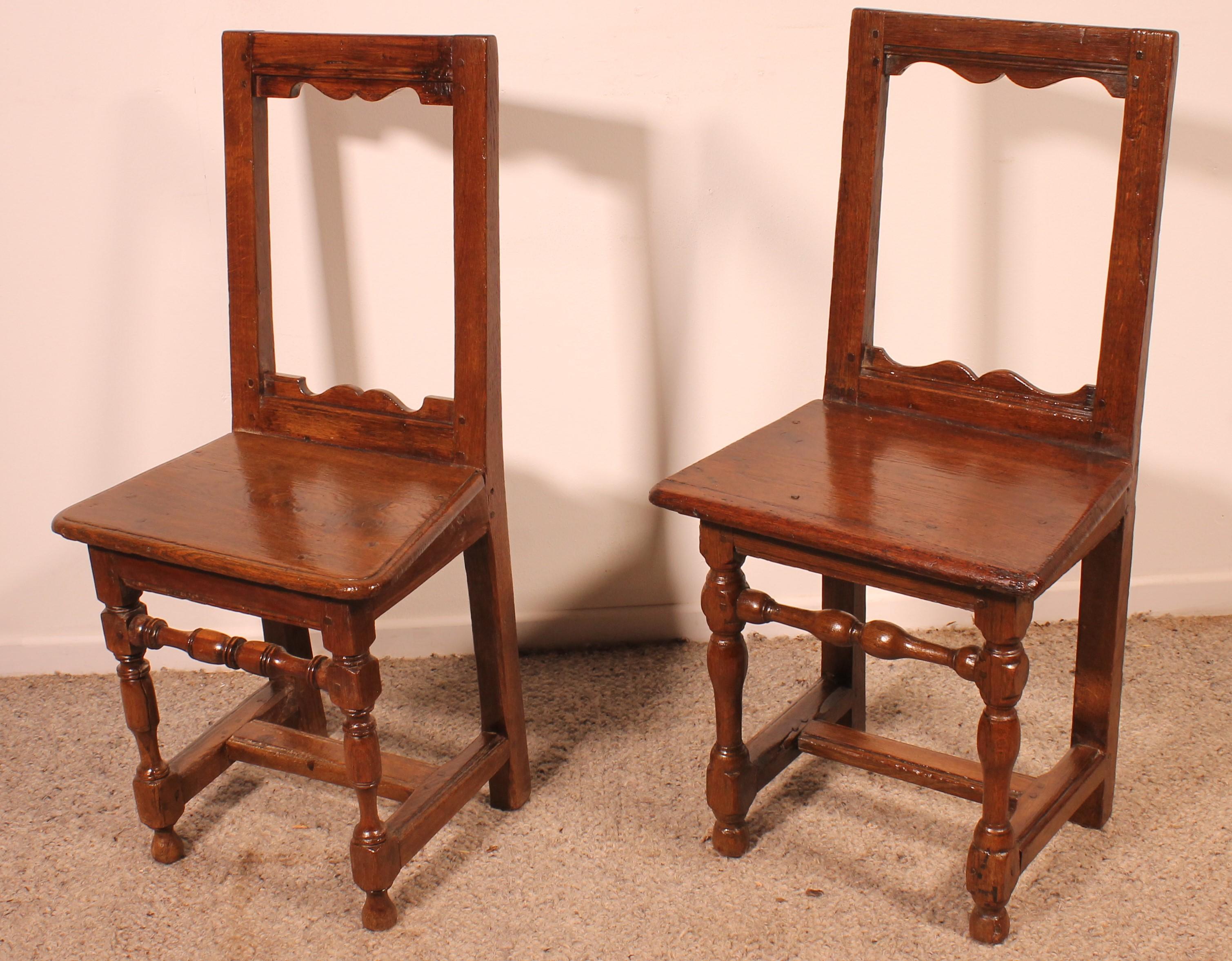 Set Of 4 Lorraine Chairs From The 18th Century In Oak For Sale 7