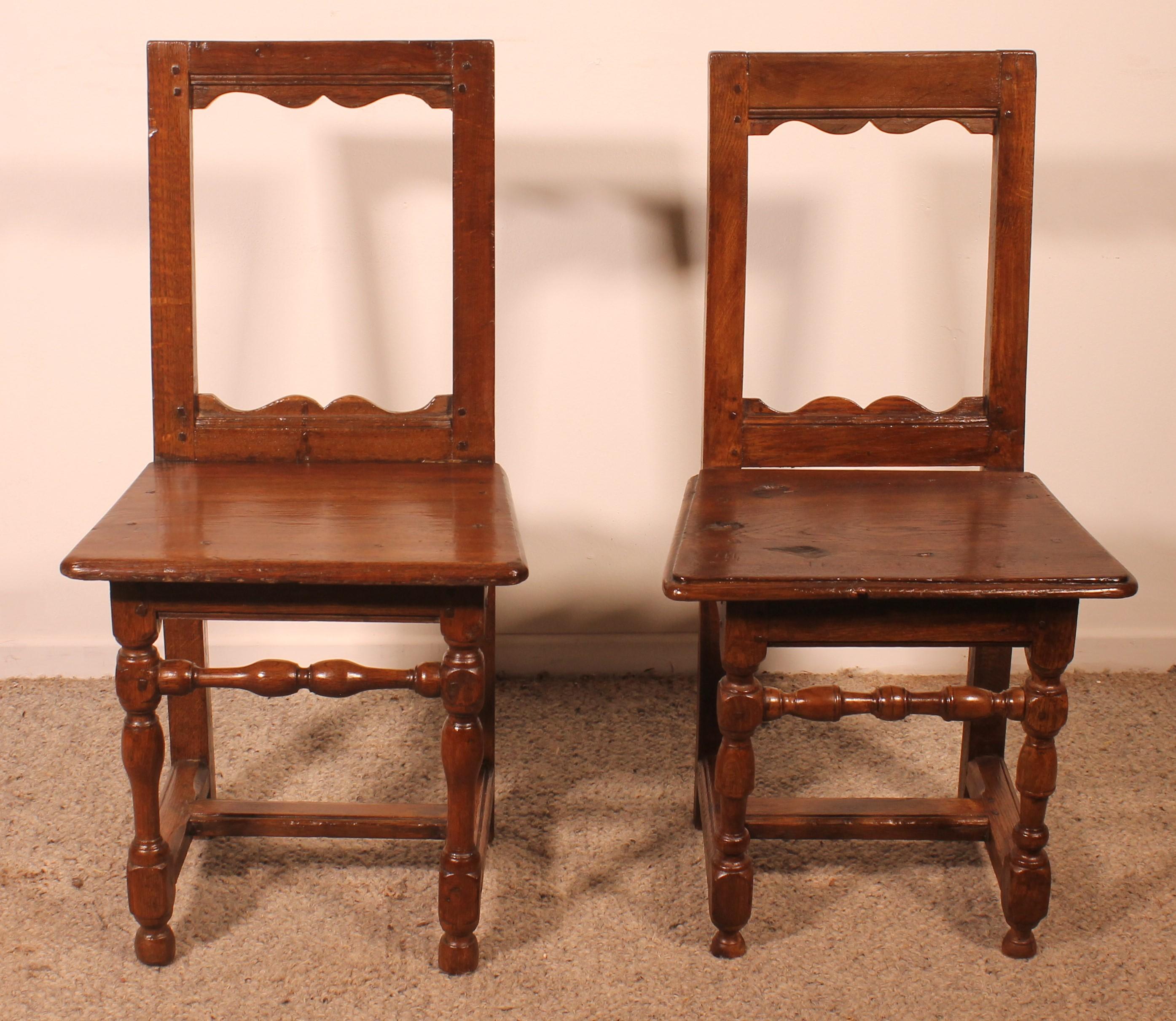Louis XIII Set Of 4 Lorraine Chairs From The 18th Century In Oak For Sale