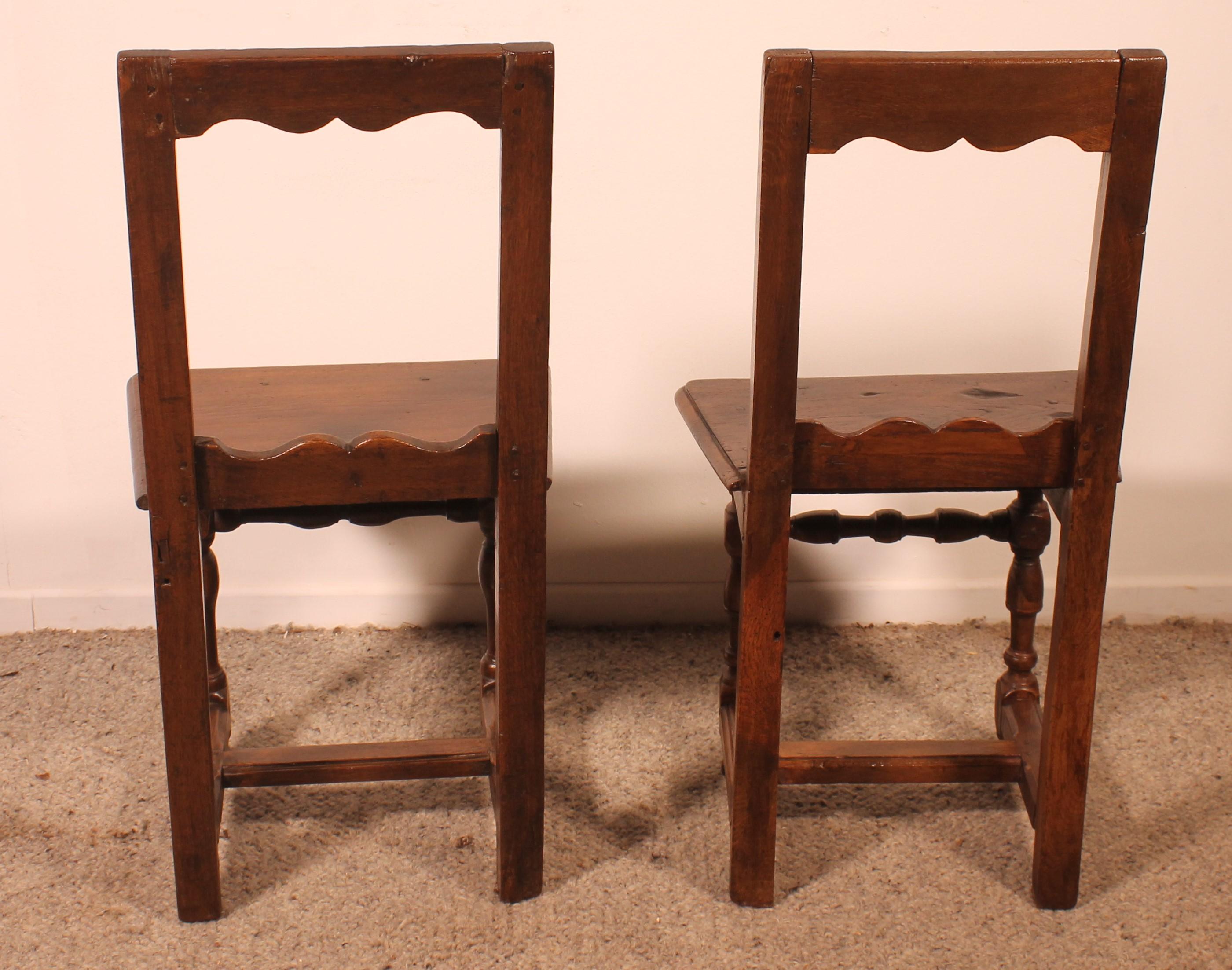 Set Of 4 Lorraine Chairs From The 18th Century In Oak In Good Condition For Sale In Brussels, Brussels
