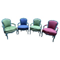 Lot de 4 fauteuils cabriolets de style Louis XV