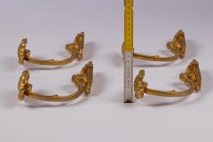 Juego de 4 ganchos de cortina estilo Luis XVI en bronce dorado, Francia, Finales S. XIX