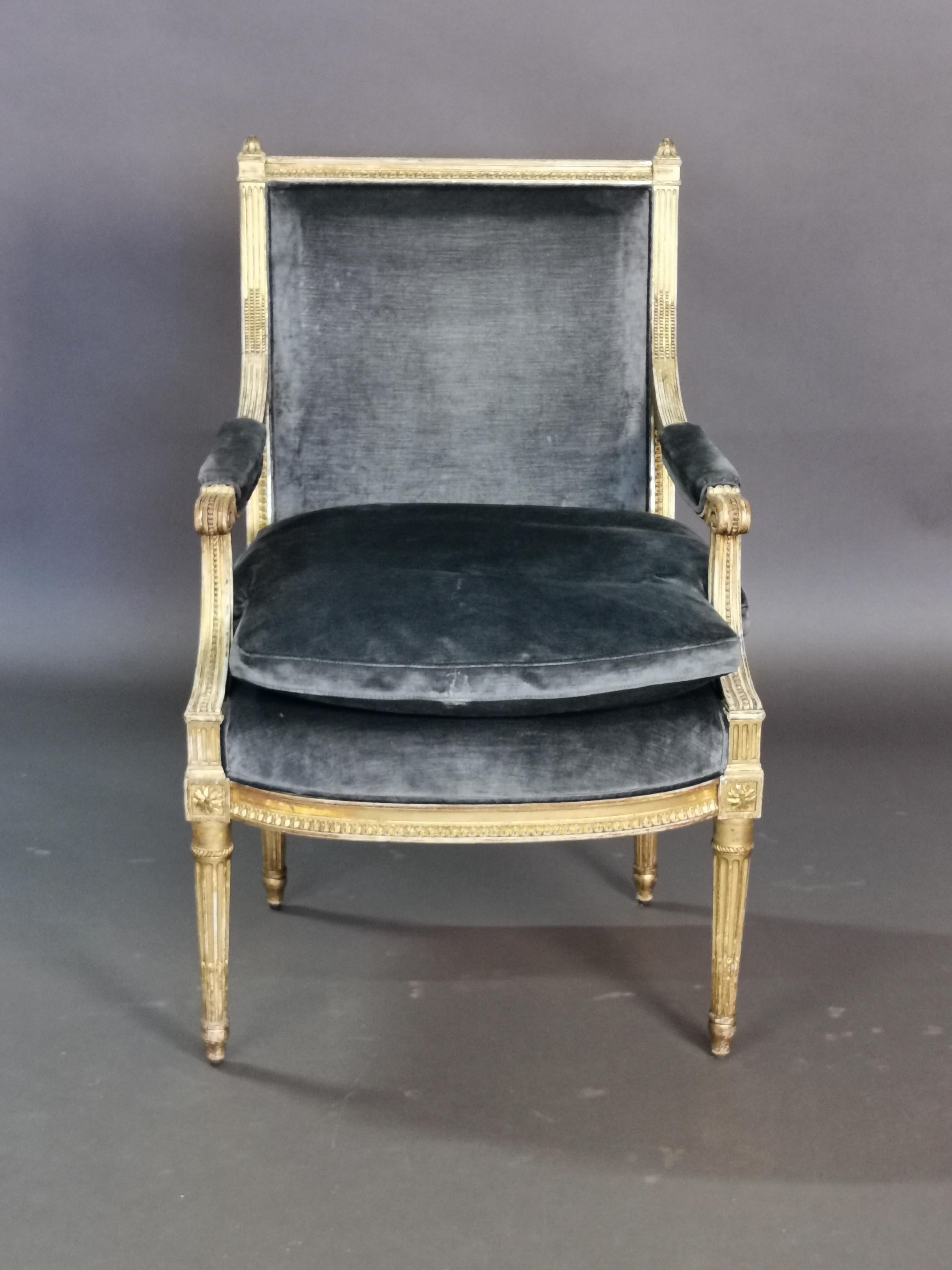 Set of 4 Louis XVI Style Gilded Armchairs, France, 19th Century In Good Condition In Berlin, DE