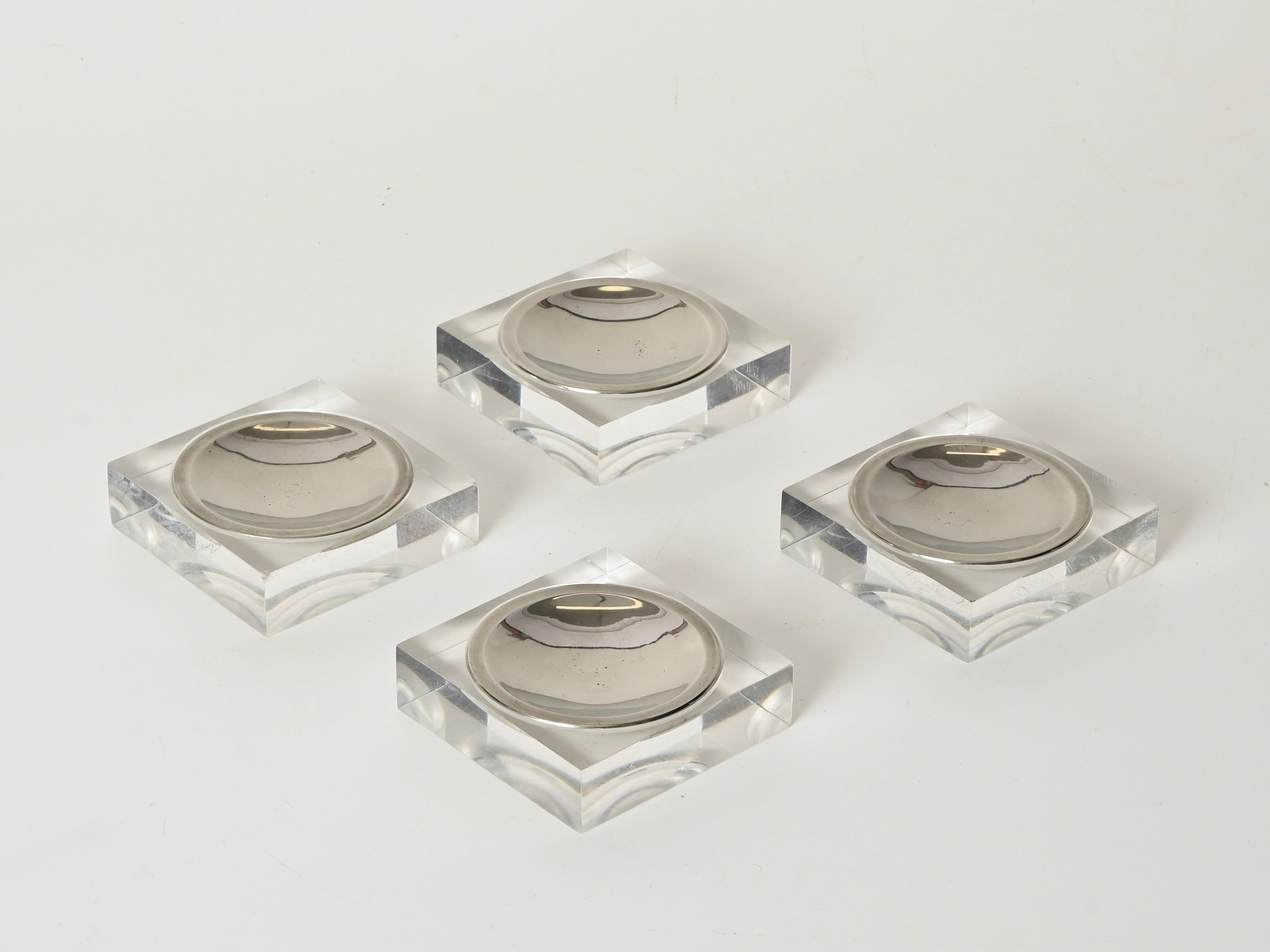 Set of 4 Lucite and Chrome Ashtrays in Dior Style, Dior Style, France 1970s For Sale 2