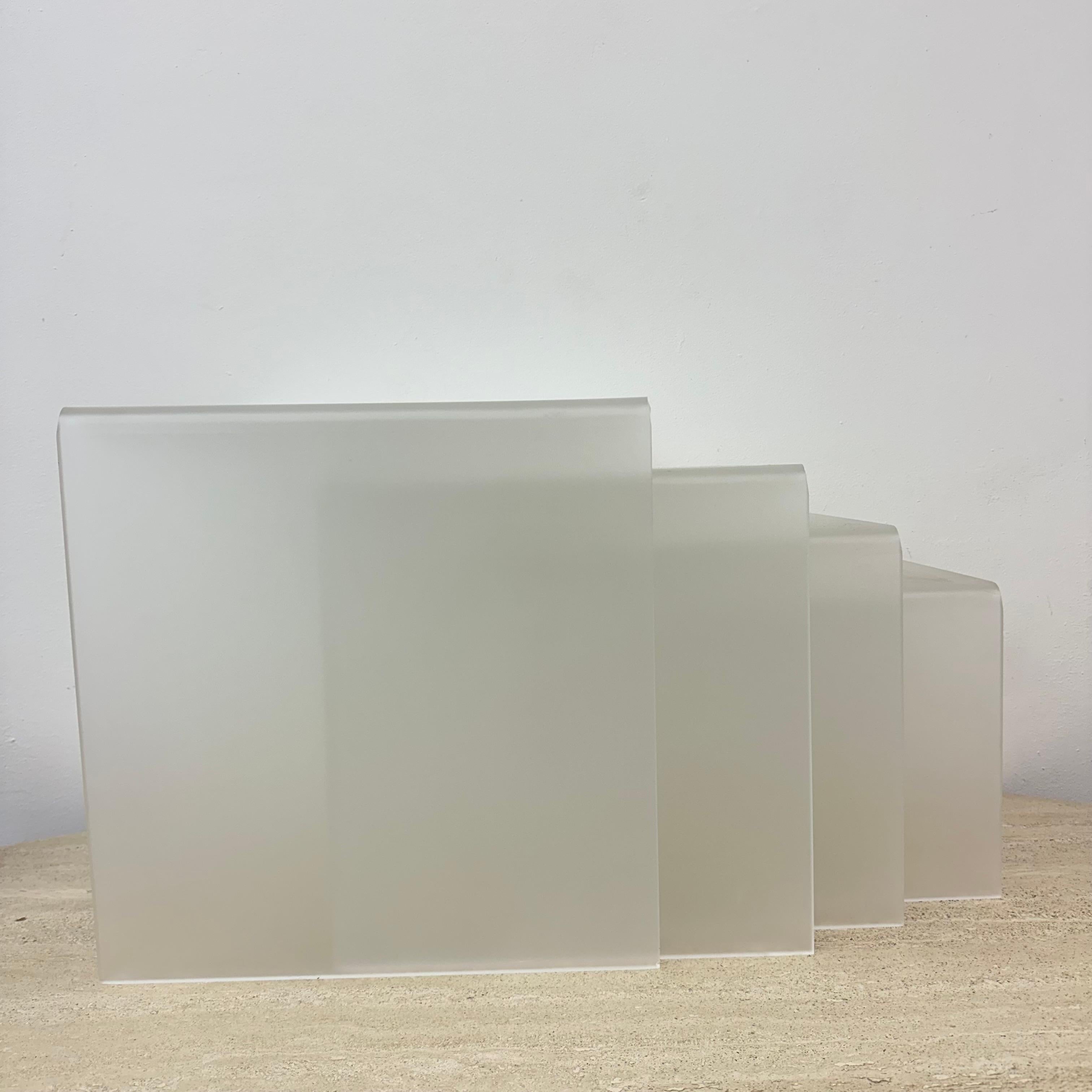 Set of 4 lucite nesting tables , 1970s For Sale 11