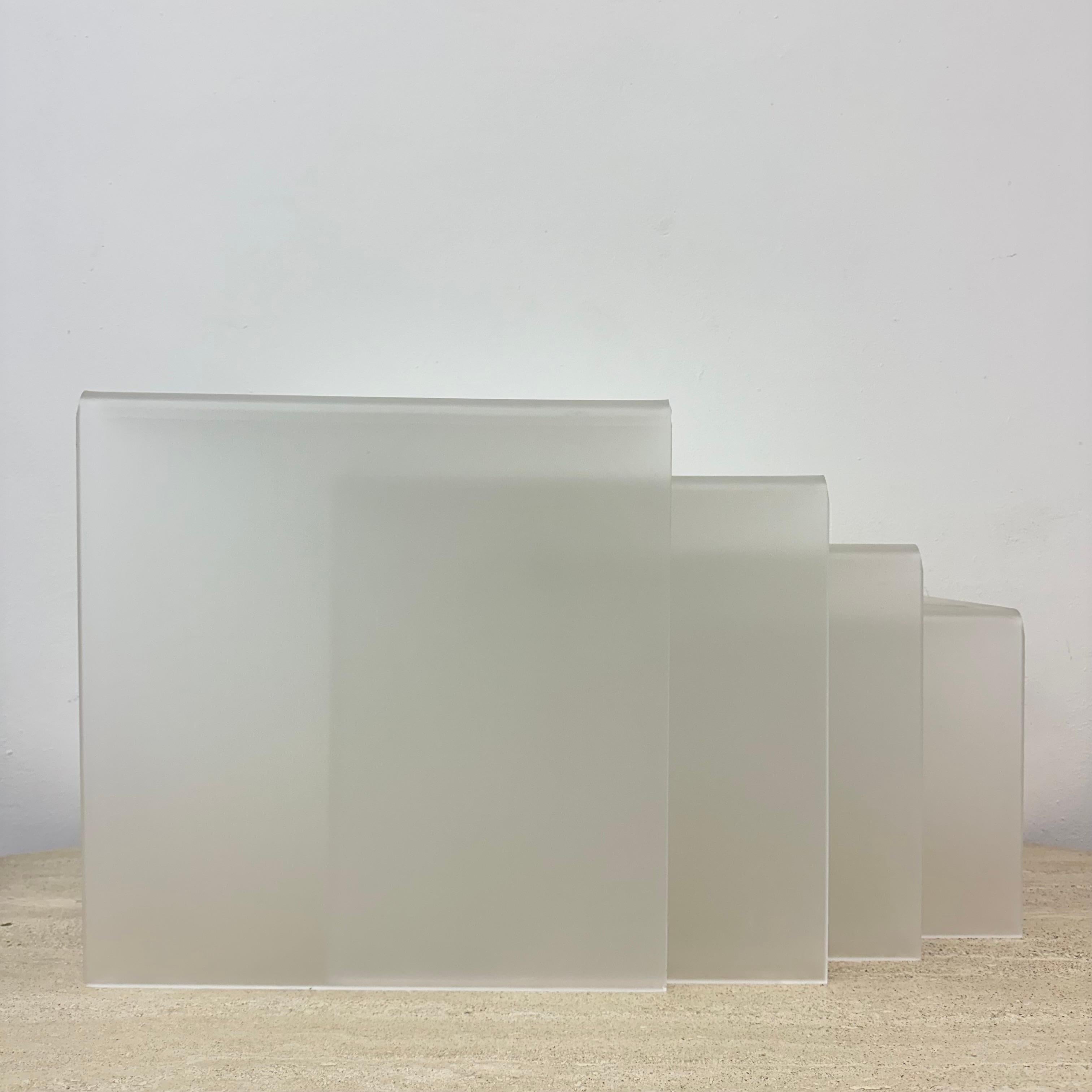 Set of 4 lucite nesting tables , 1970s For Sale 12