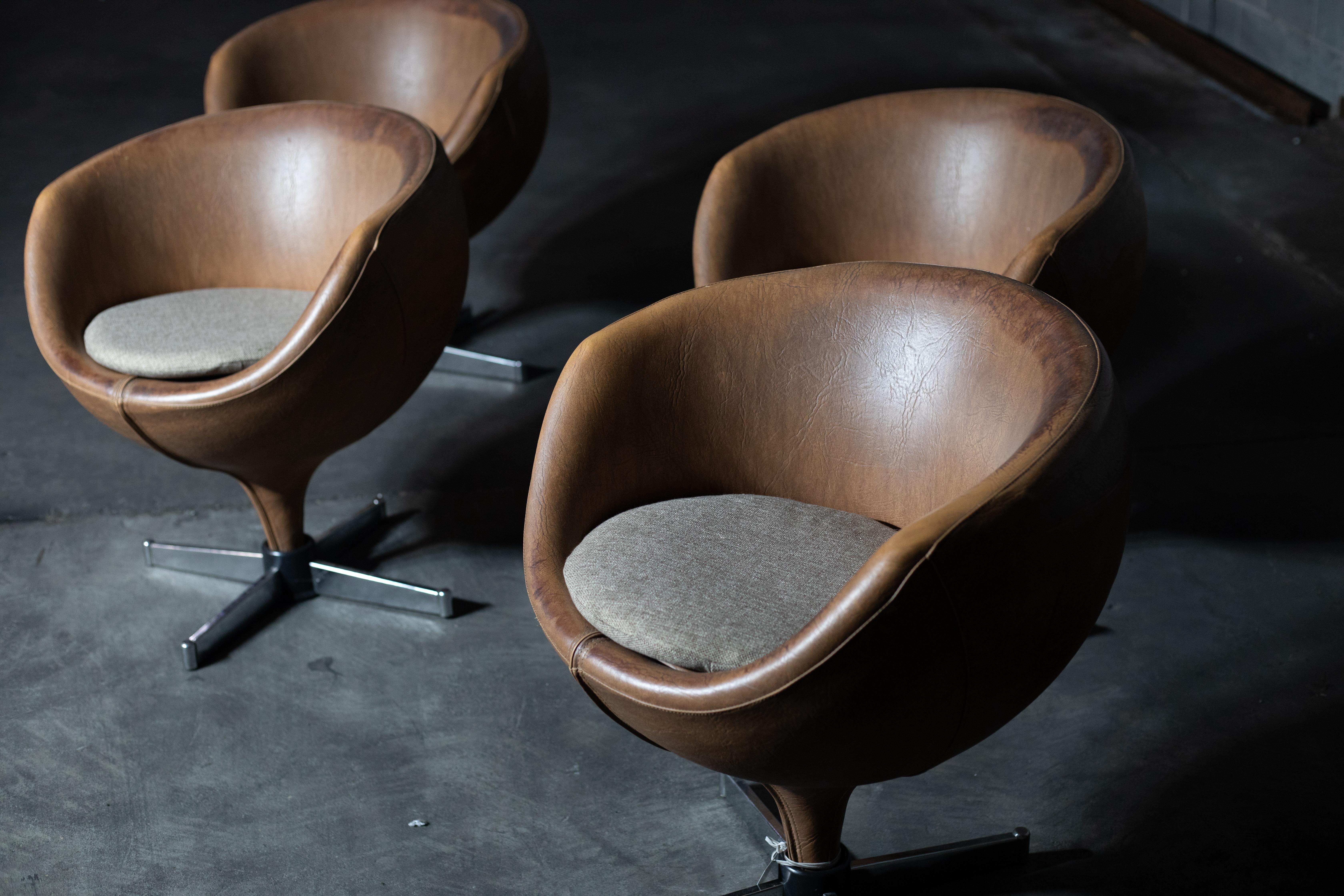 4er Set Luna Lounge Stühle im Angebot 4