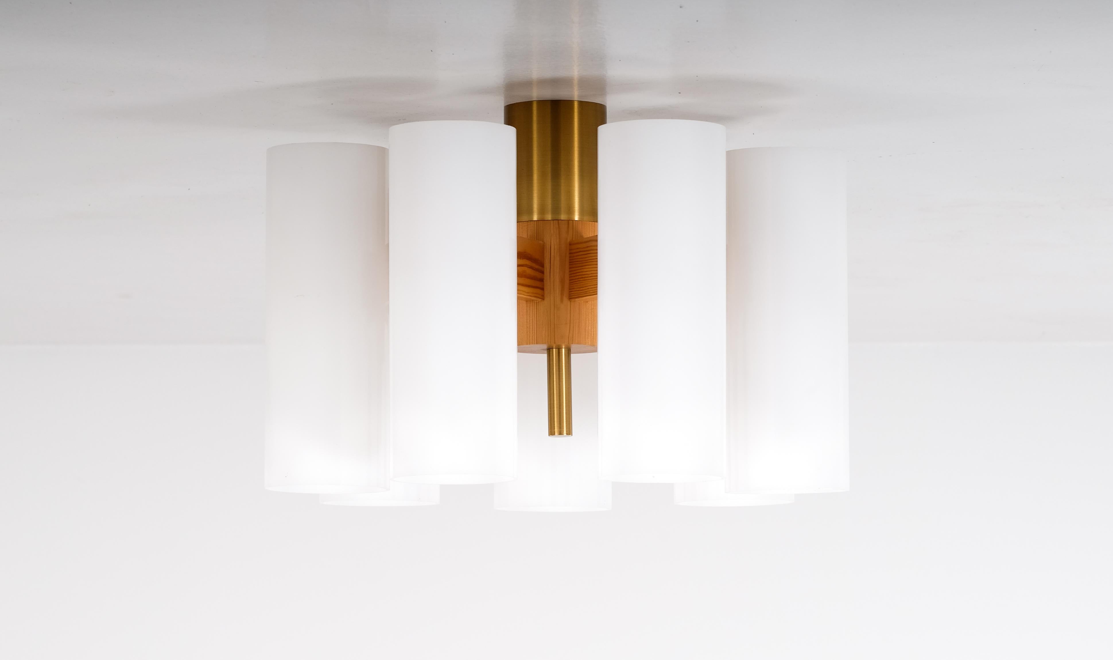 Swedish Set of 4 Luxus ceiling lamps by Uno & Östen Kristiansson, 1960s For Sale