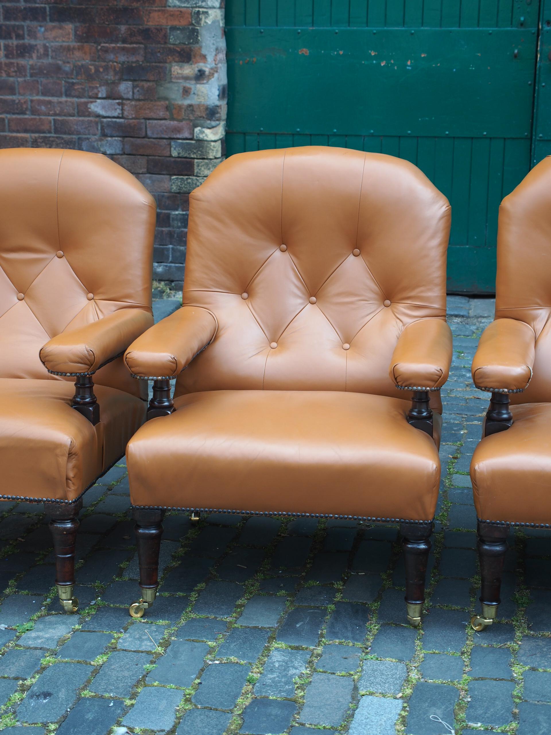 Set of 4 Mahogany and Tan Leather Library Chairs For Sale 2