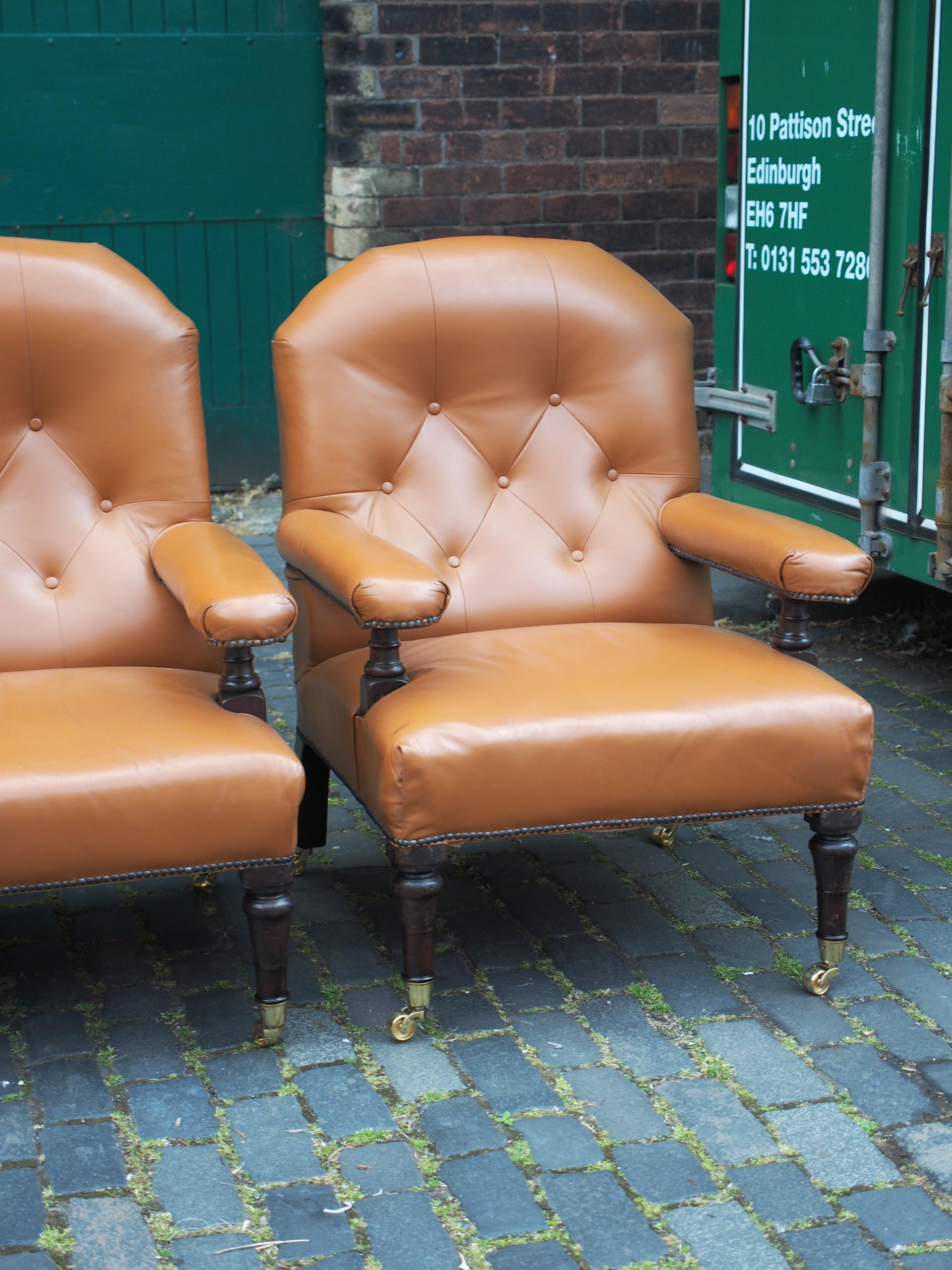 Set of 4 Mahogany and Tan Leather Library Chairs For Sale 3
