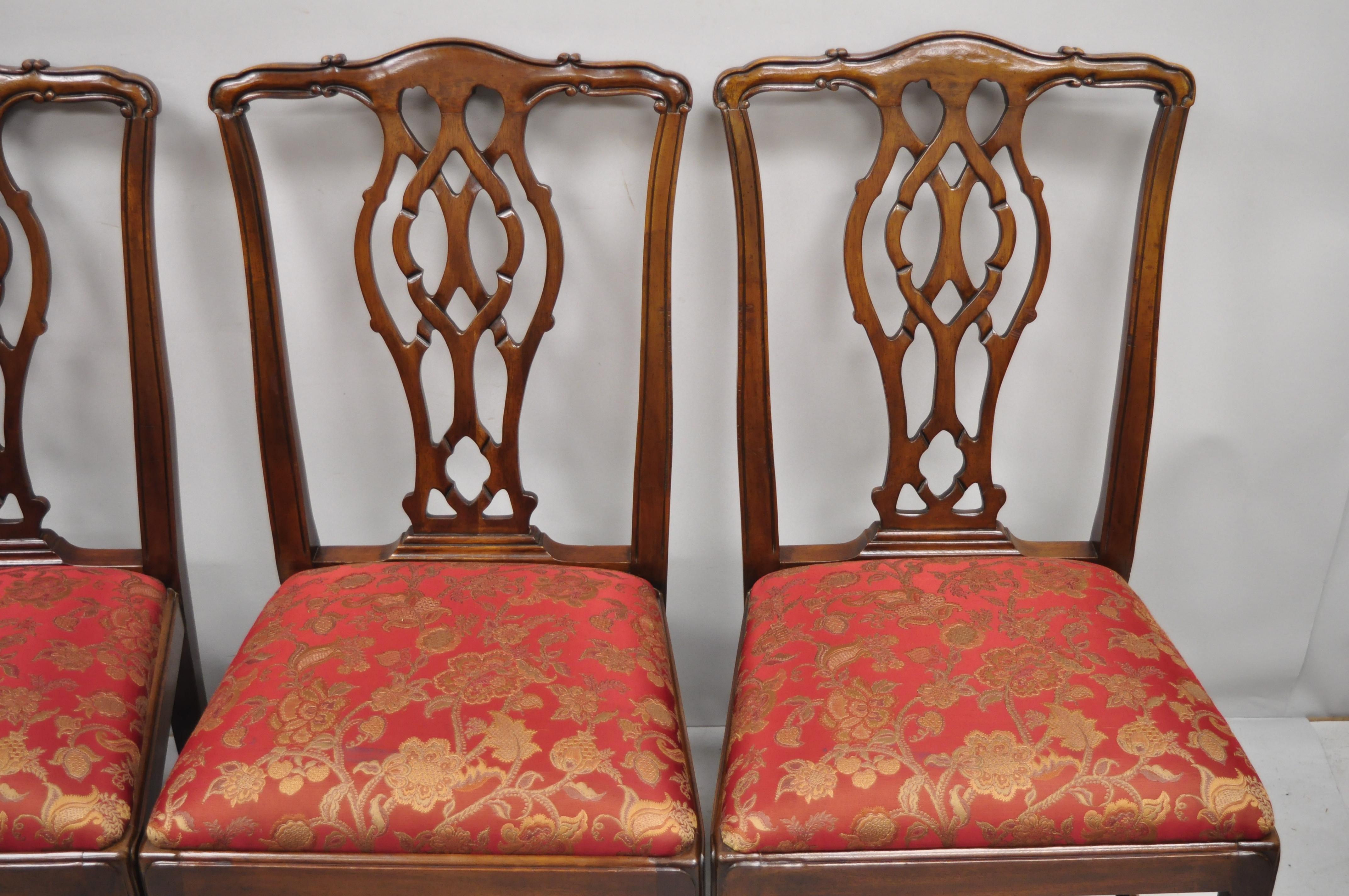 North American Set of 4 Mahogany Chippendale Style Dining Side Chairs Attributed to Bernhardt For Sale