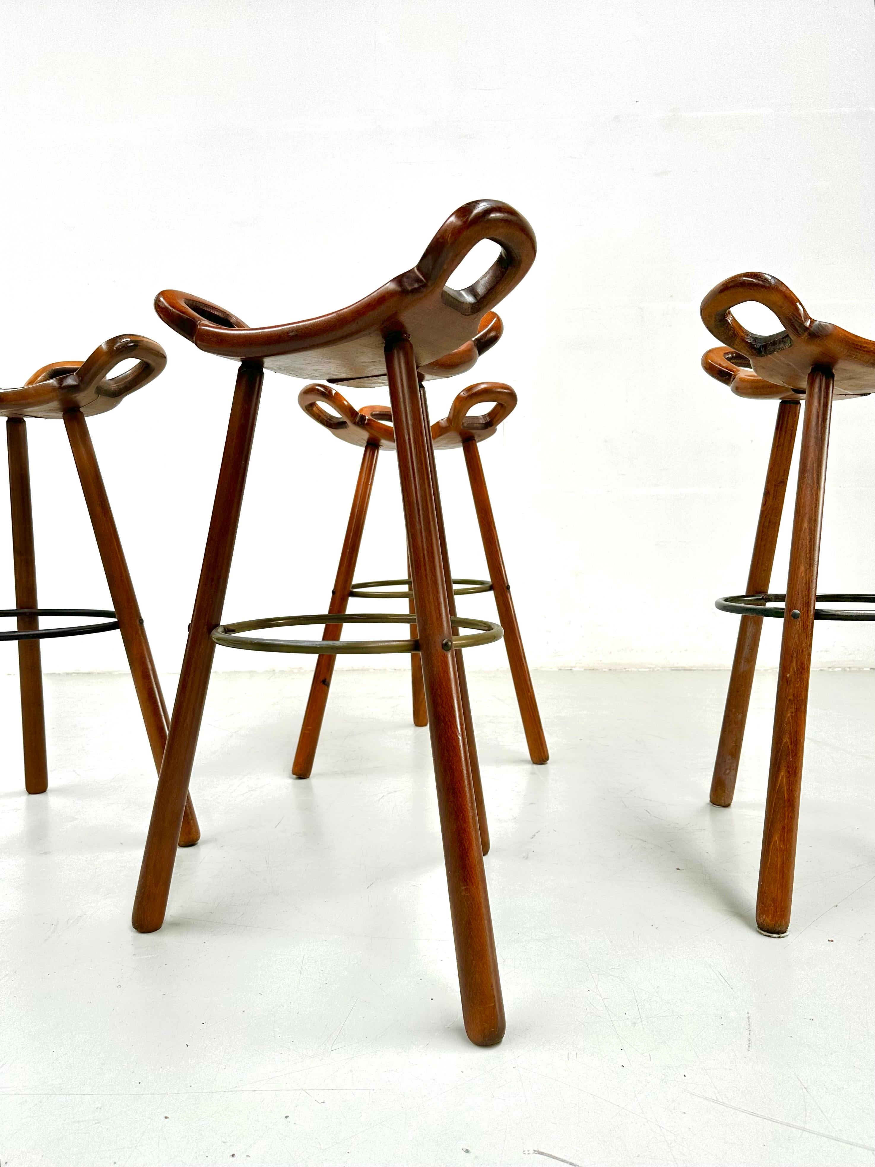 Set of 4 Marbella Brutalist Stools by Sergio Rodrigues for Confonorm 1970s. In Good Condition In Eindhoven, Noord Brabant