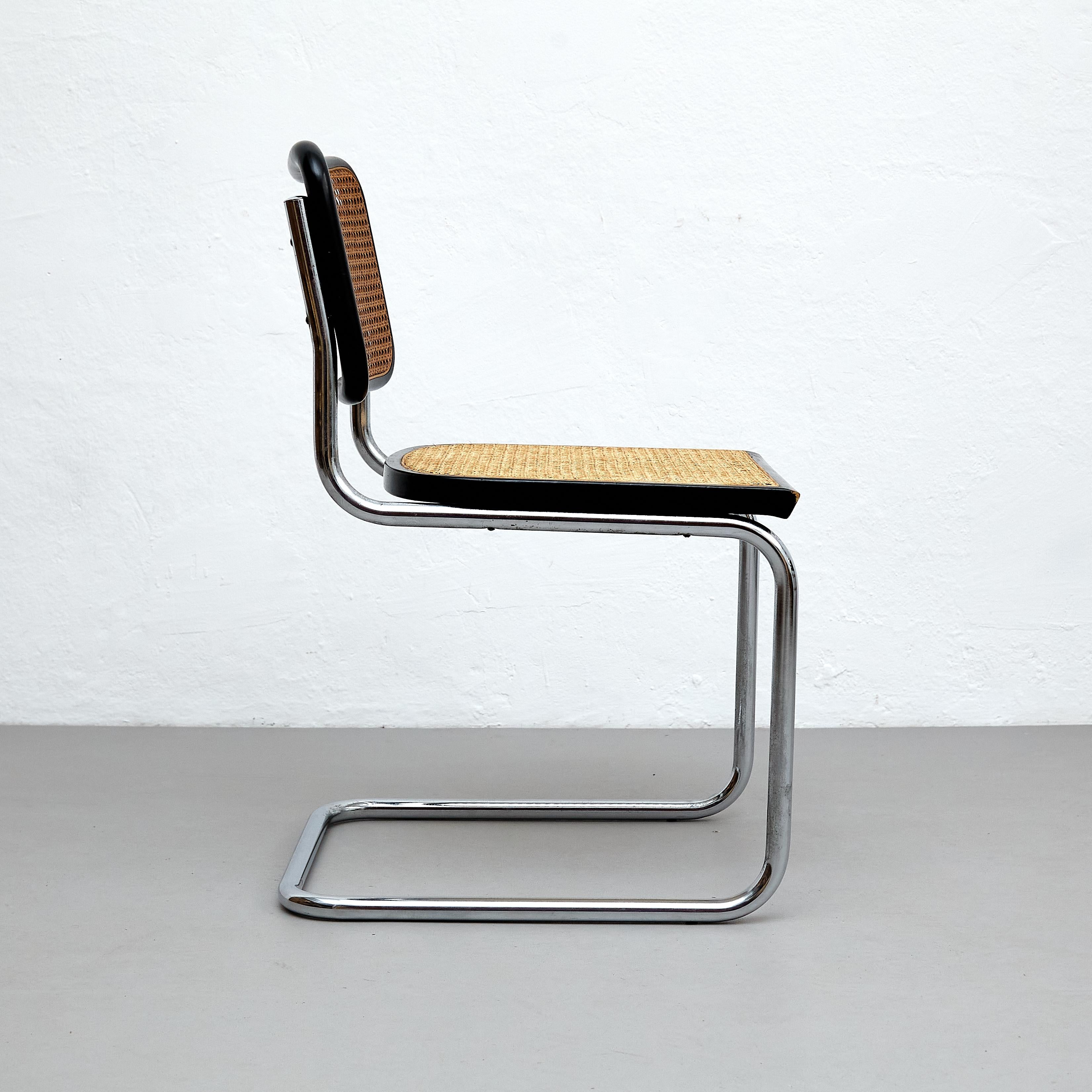 Mid-Century Modern Ensemble de 4 chaises Cesca modernes Marcel Breuer en métal et bois du milieu du siècle dernier, vers 1960  en vente