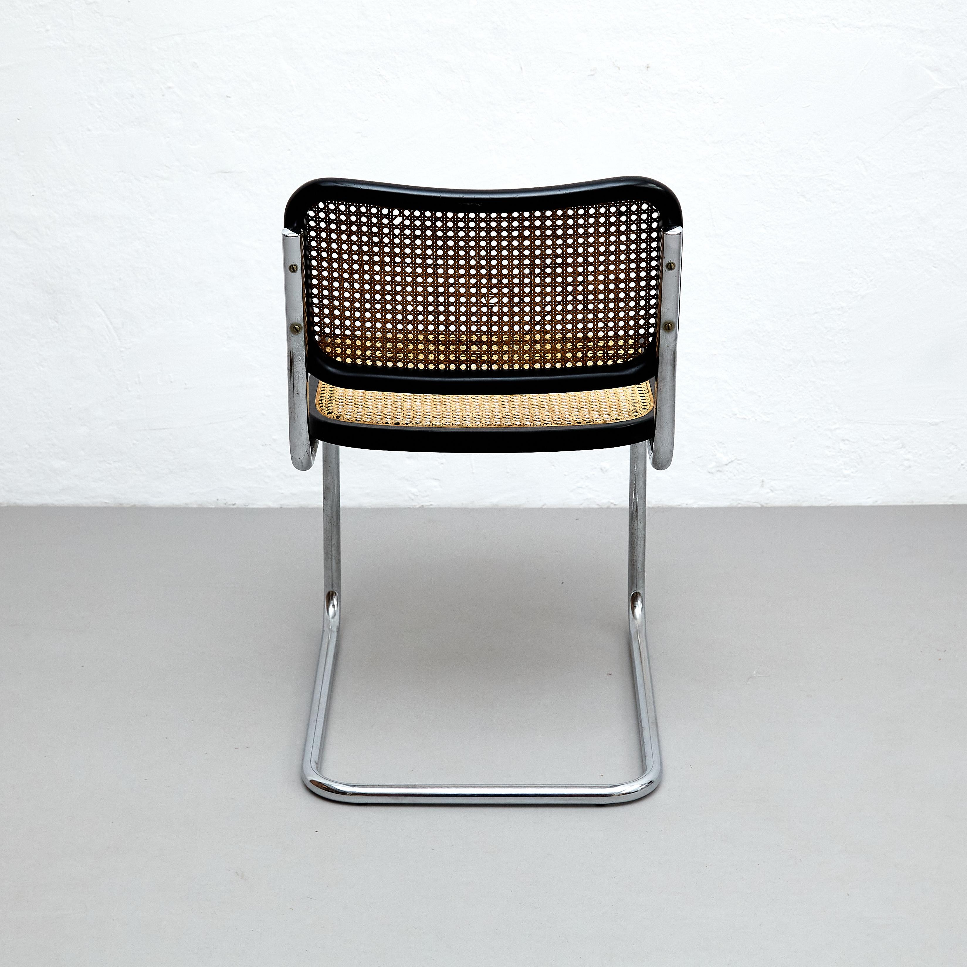 italien Ensemble de 4 chaises Cesca modernes Marcel Breuer en métal et bois du milieu du siècle dernier, vers 1960  en vente