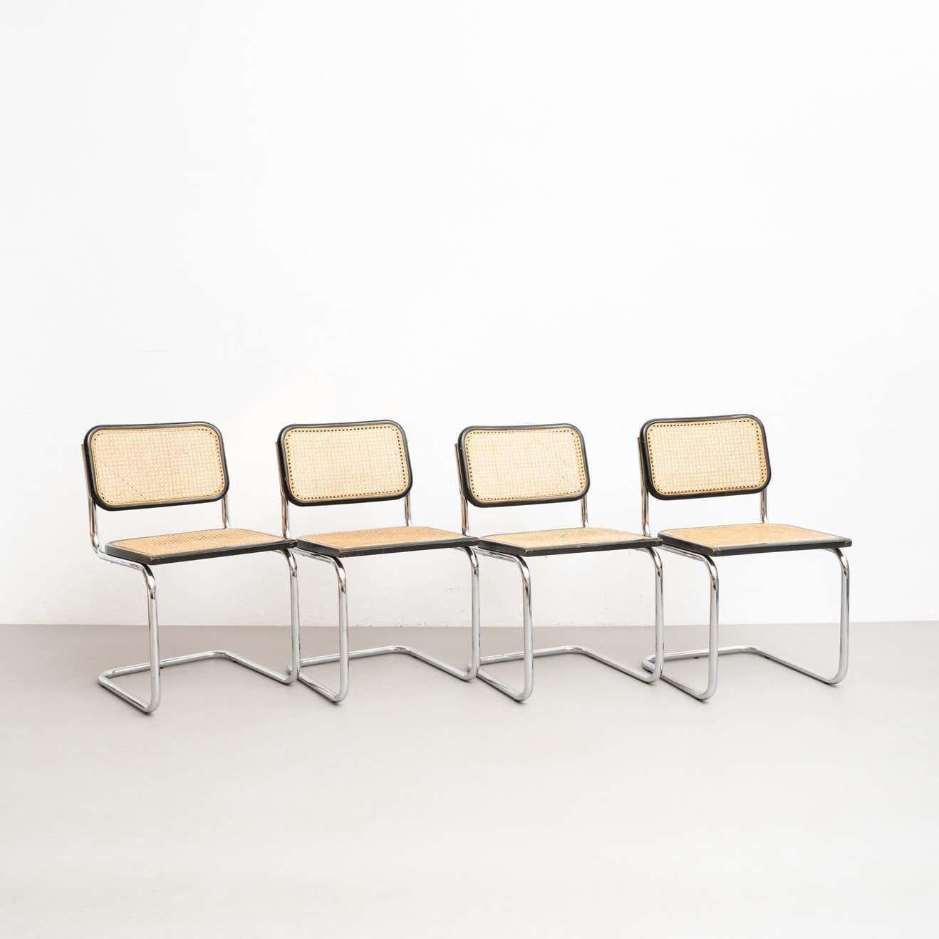 Set of 4 Marcel Breuer Cesca Metal and Wood Mid-Century Modern Chairs, c 1960 In Good Condition For Sale In Barcelona, Barcelona