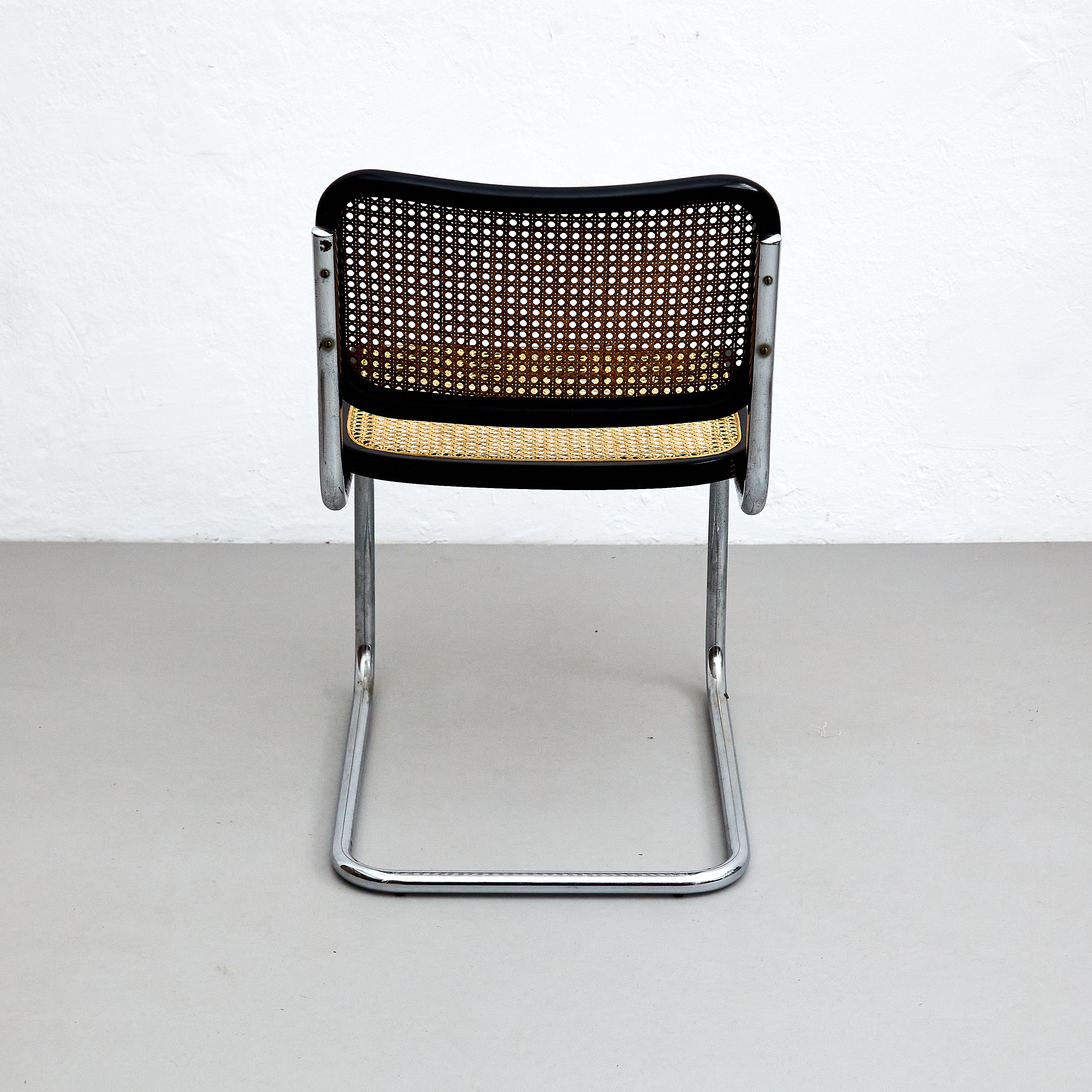 Ensemble de 4 chaises Cesca modernes Marcel Breuer en métal et bois du milieu du siècle dernier, vers 1960  en vente 2