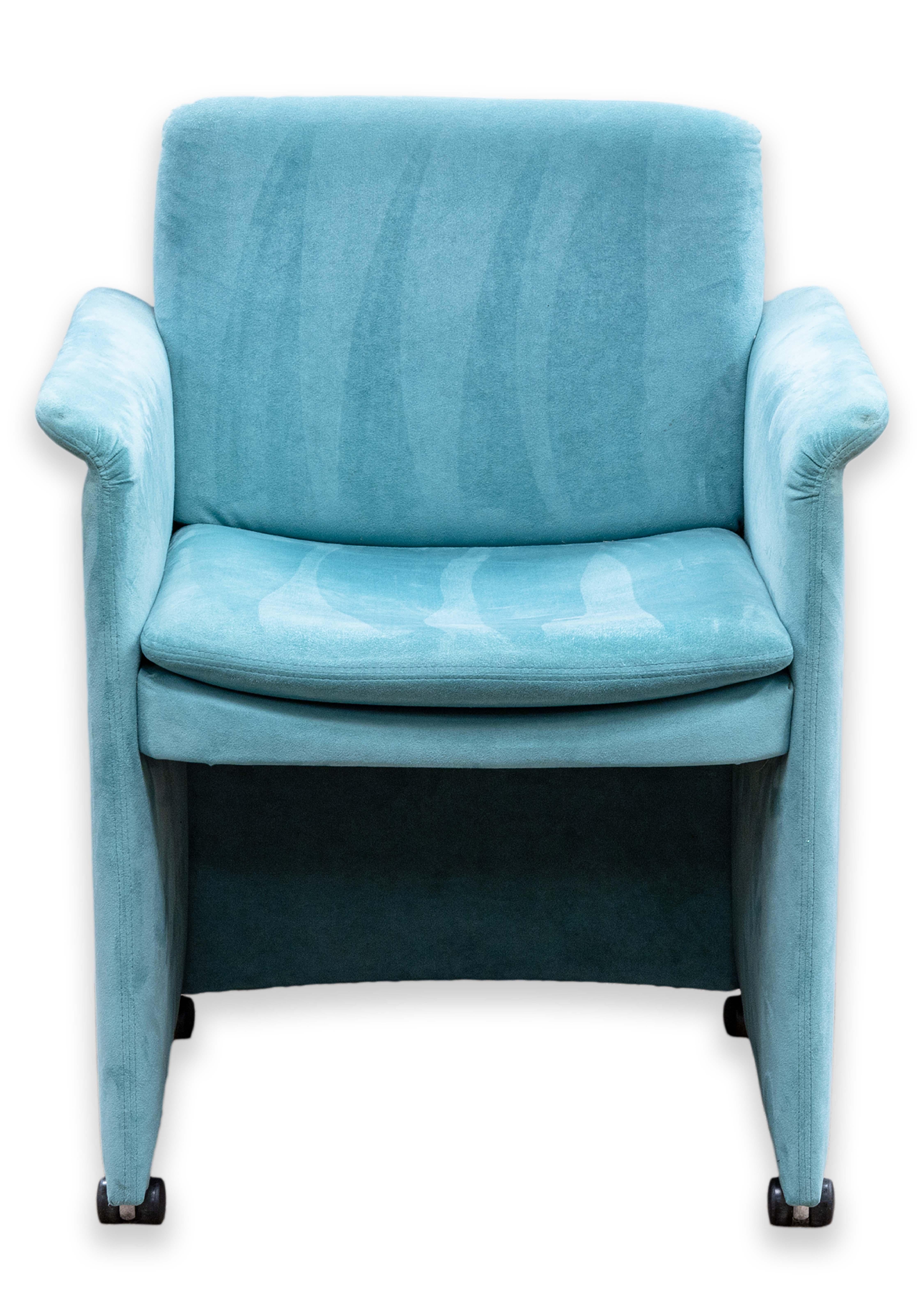 Set of 4 Mario Bellini for Cassina 401 Break Style Blue Velvet Rolling Armchairs 3