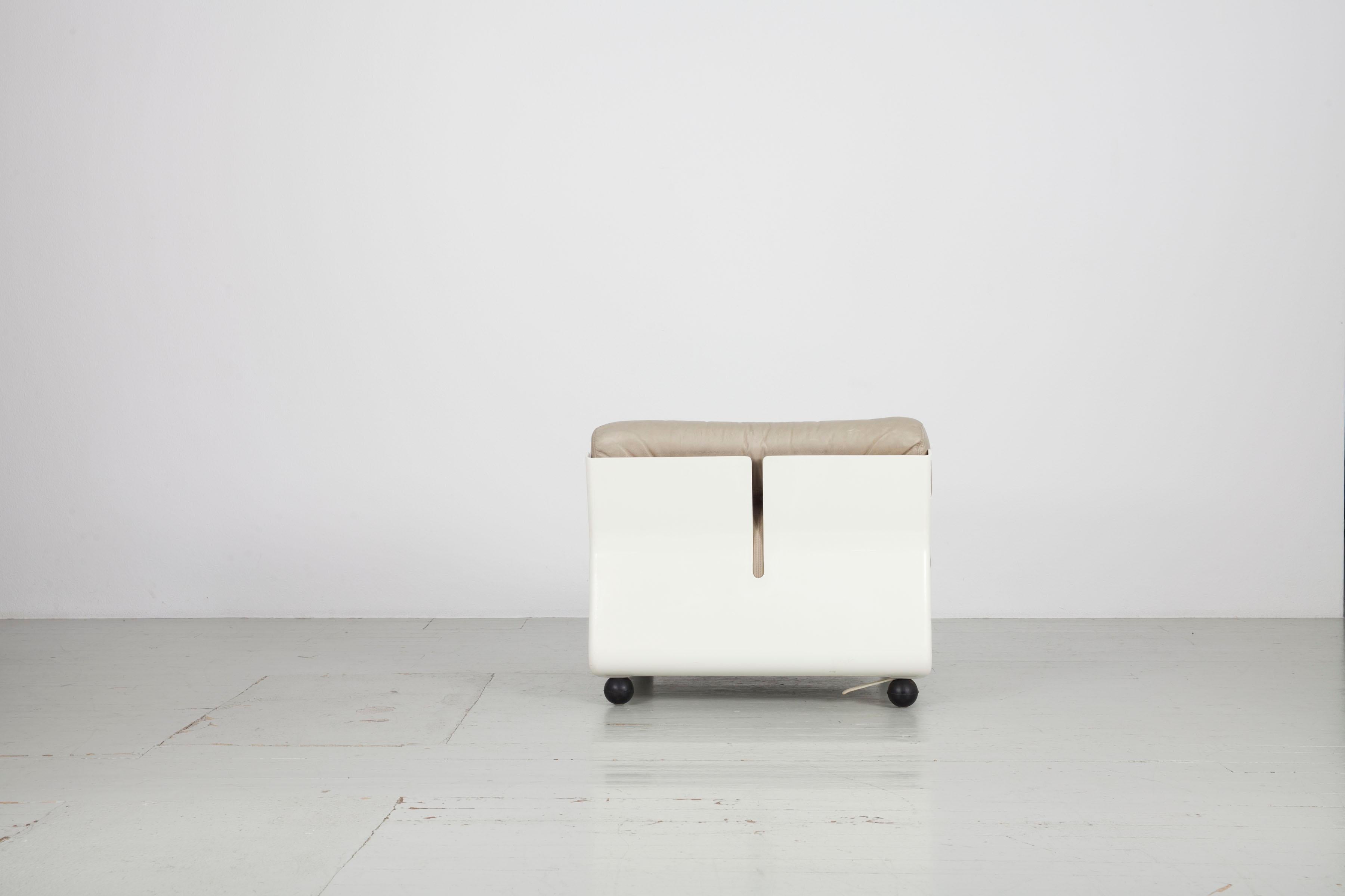 Set di 4 divani Mario Bellini, A.I.C. 1960 per C. B. & C. in vendita 1