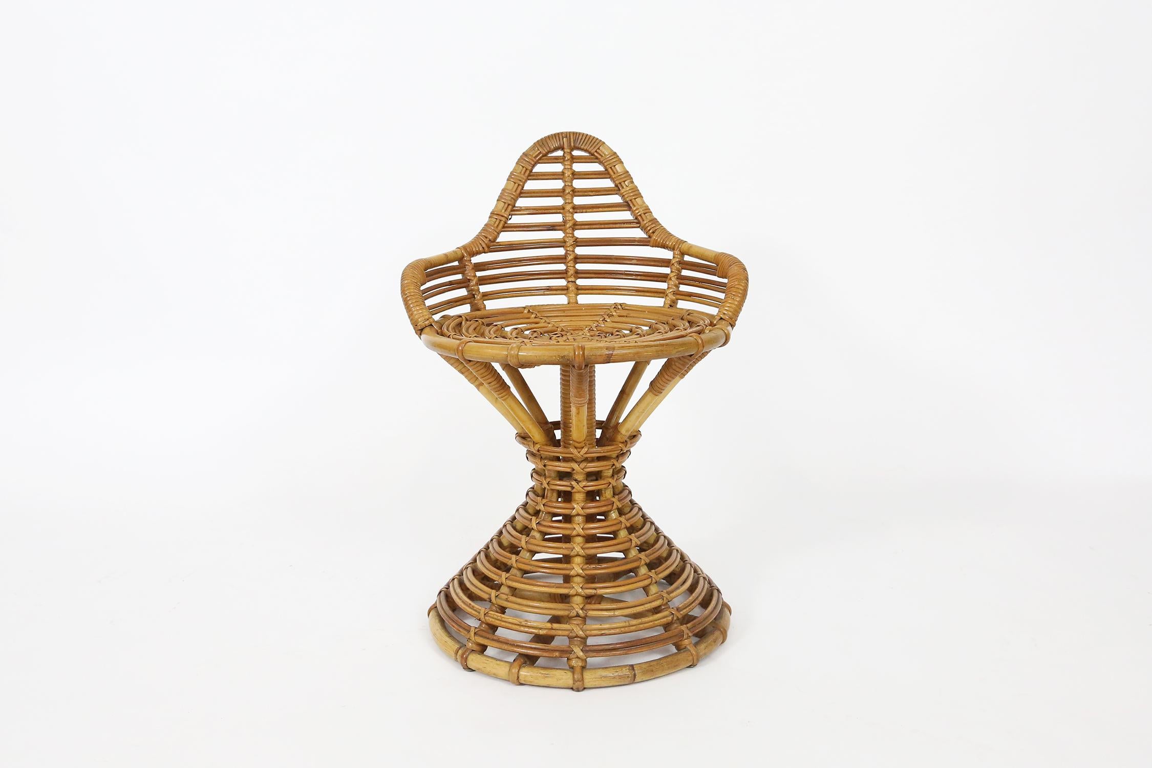 Mid-20th Century Set of 4 Mary Beatrice Bloch Rattan Stools Manufactured by Robert Wengler For Sale