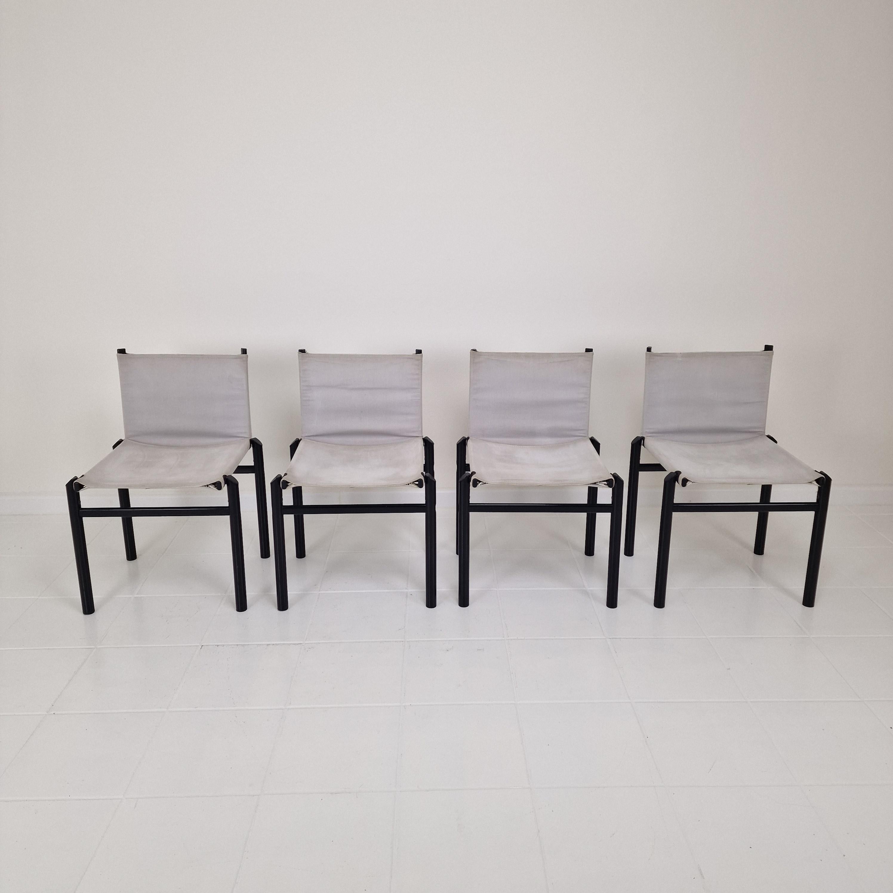 Raro set di 4 sedie da pranzo 