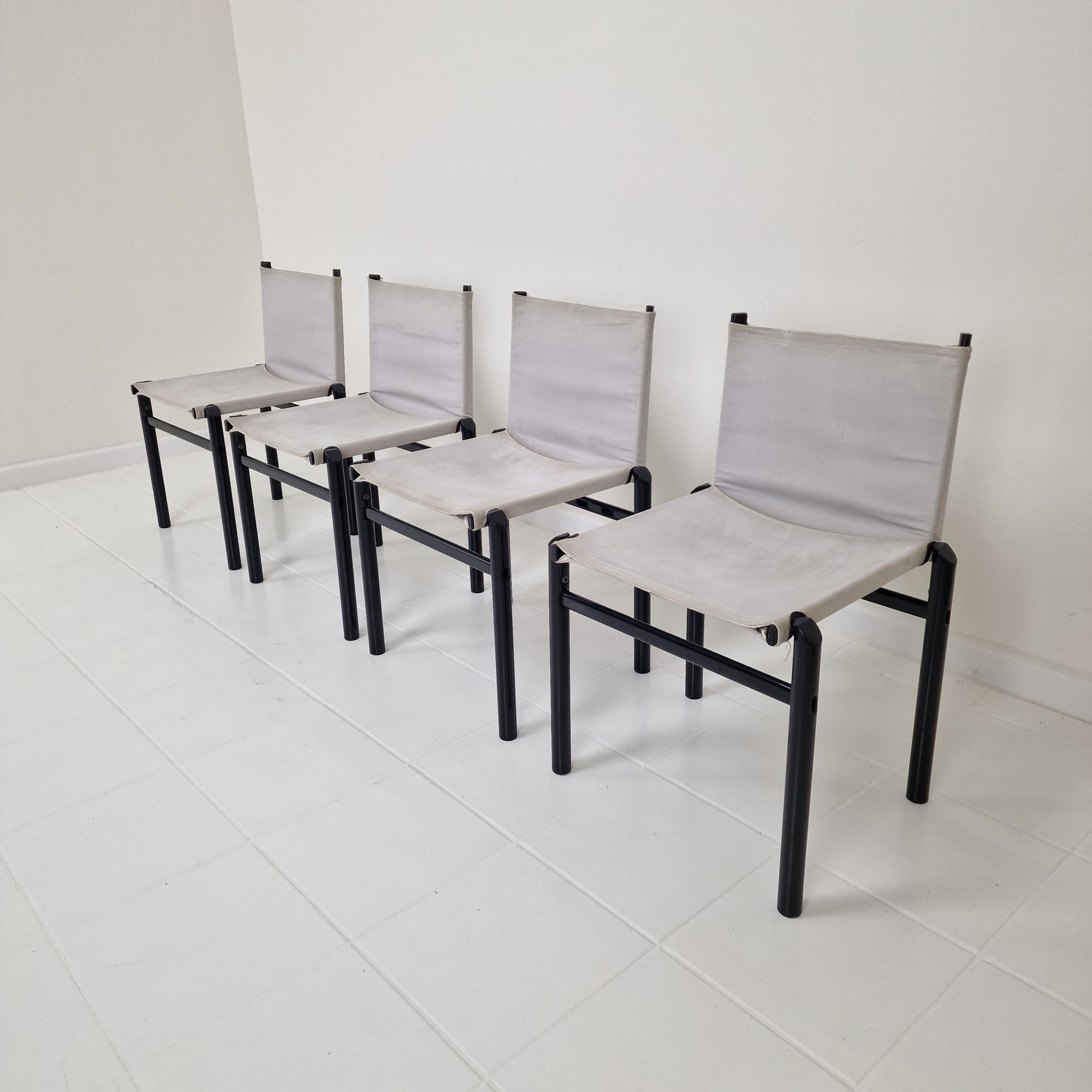 Mid-Century moderno Set di 4 sedie da pranzo 