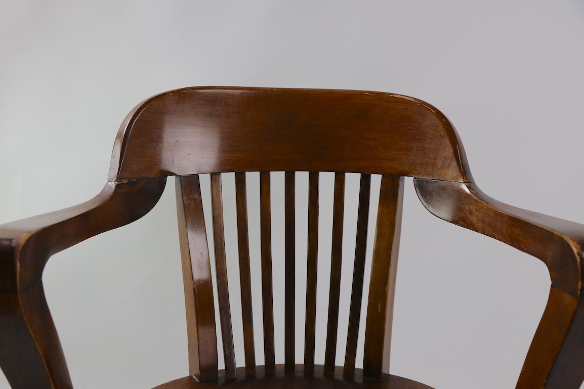 Set of 4 Matching Bank of England, Yale Library Chairs Attributed to Gunlocke In Good Condition In New York, NY