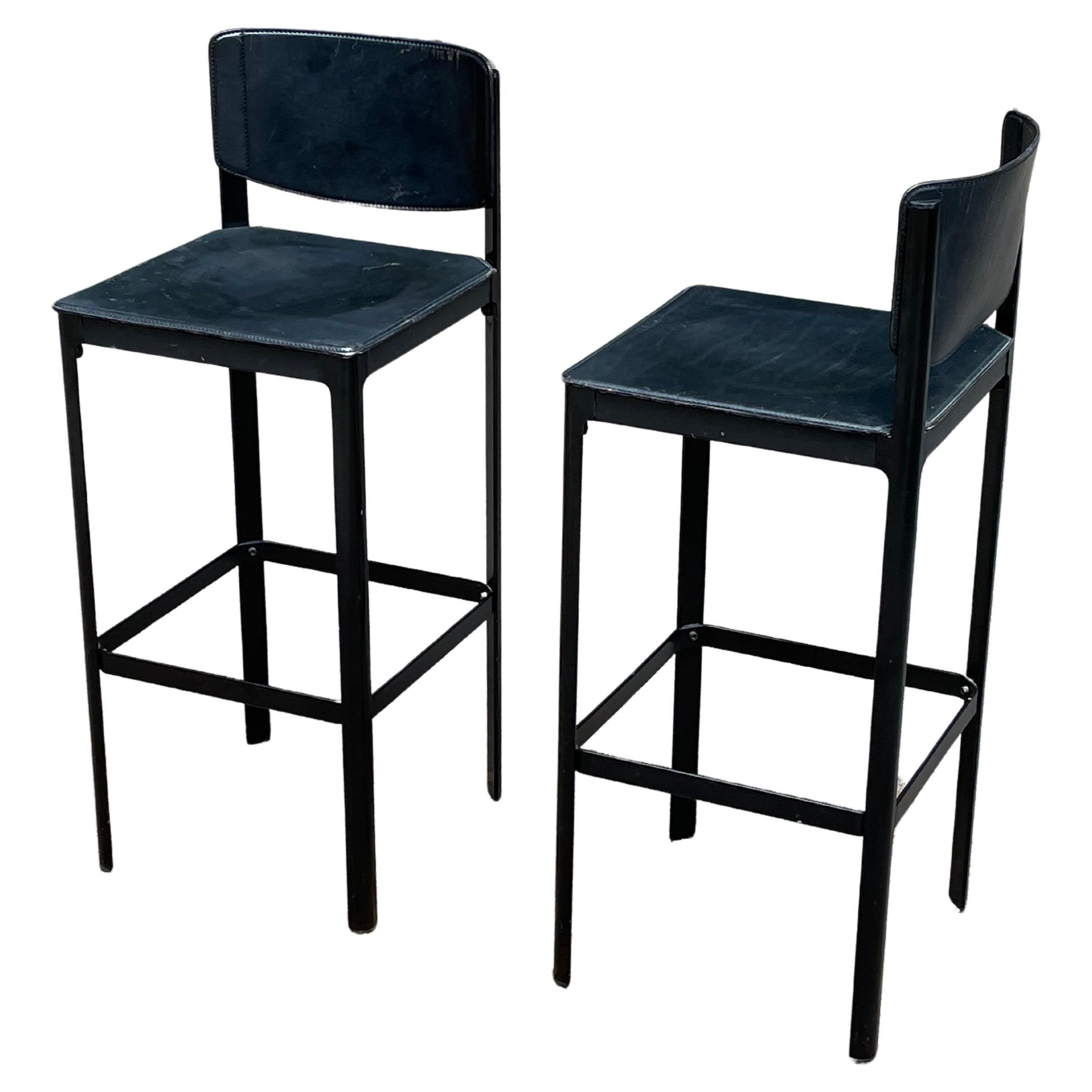 Italian Pair of Matteo Grassi Bar Stools in Black Leather