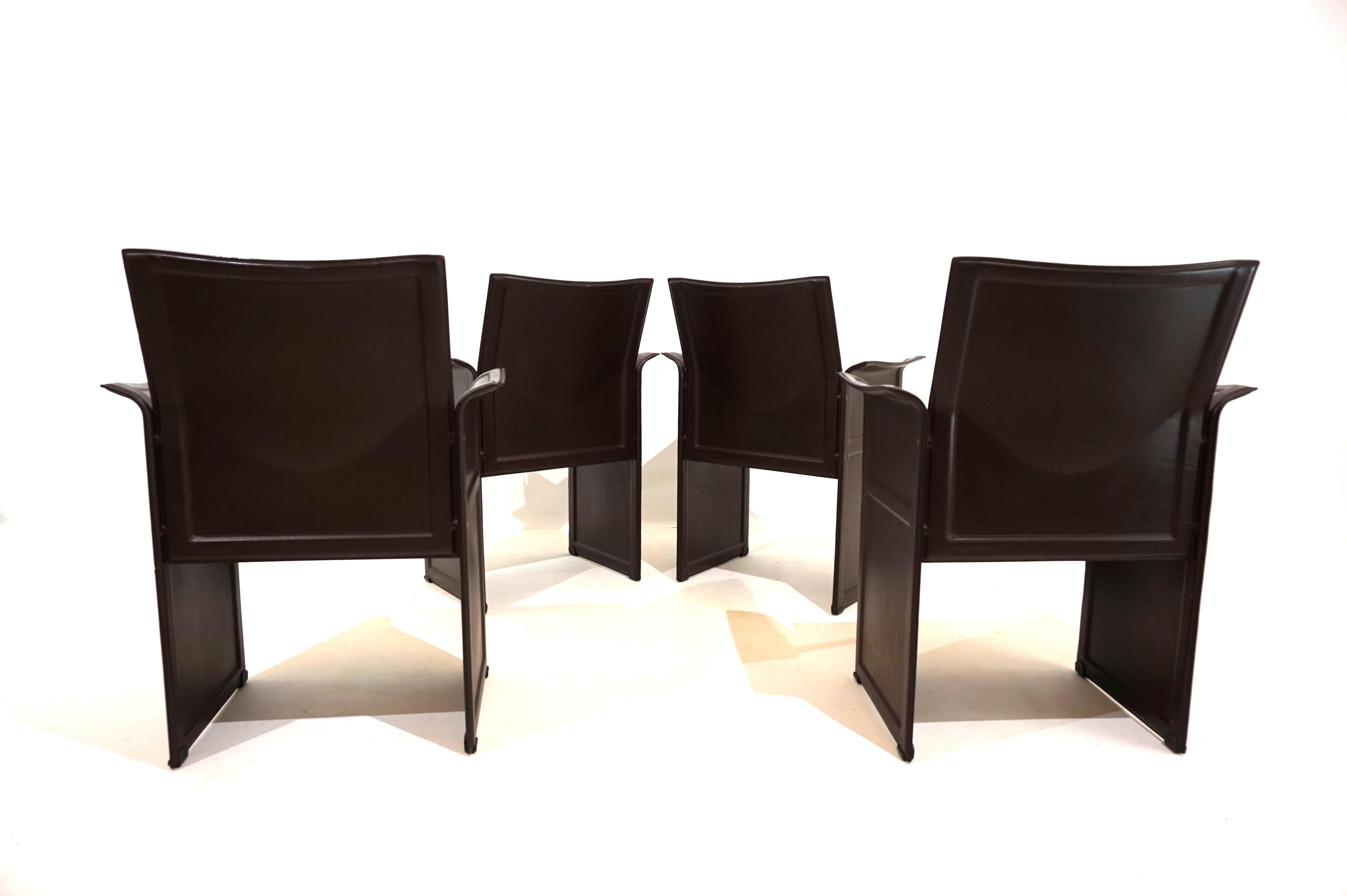 Fin du 20e siècle Ensemble de 4 chaises de salle à manger/conférence Korium de Matteo Grassi par Tito Agnoli en vente