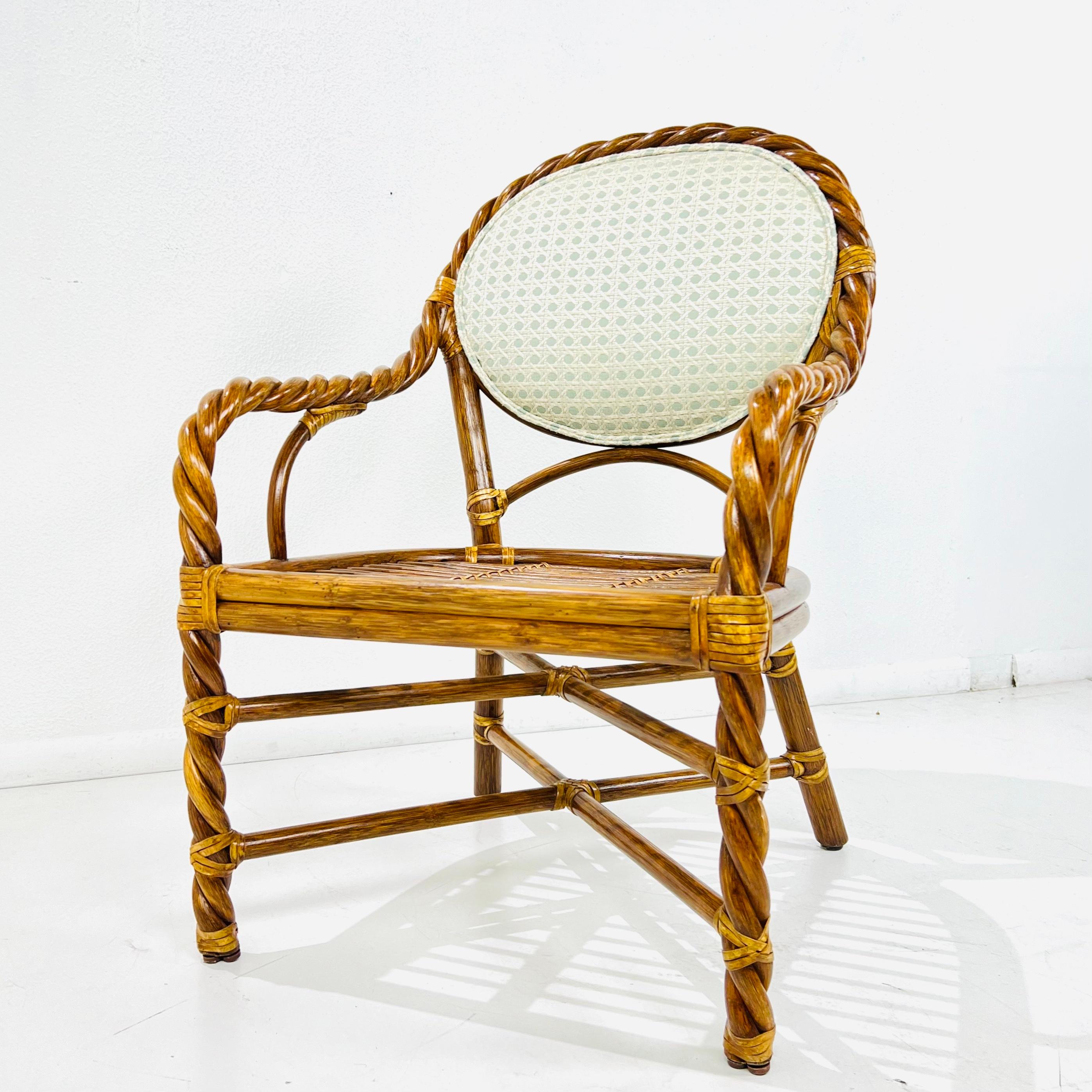 Pelle Set di 4 sedie da pranzo in rattan ritorto McGuire in vendita