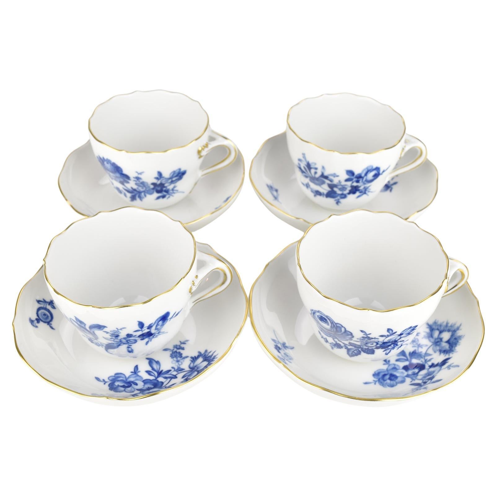 Satz von 4 Meissen Aquatinta Espresso Mokka Tassen & Untertassen Blau Floral Porcelain