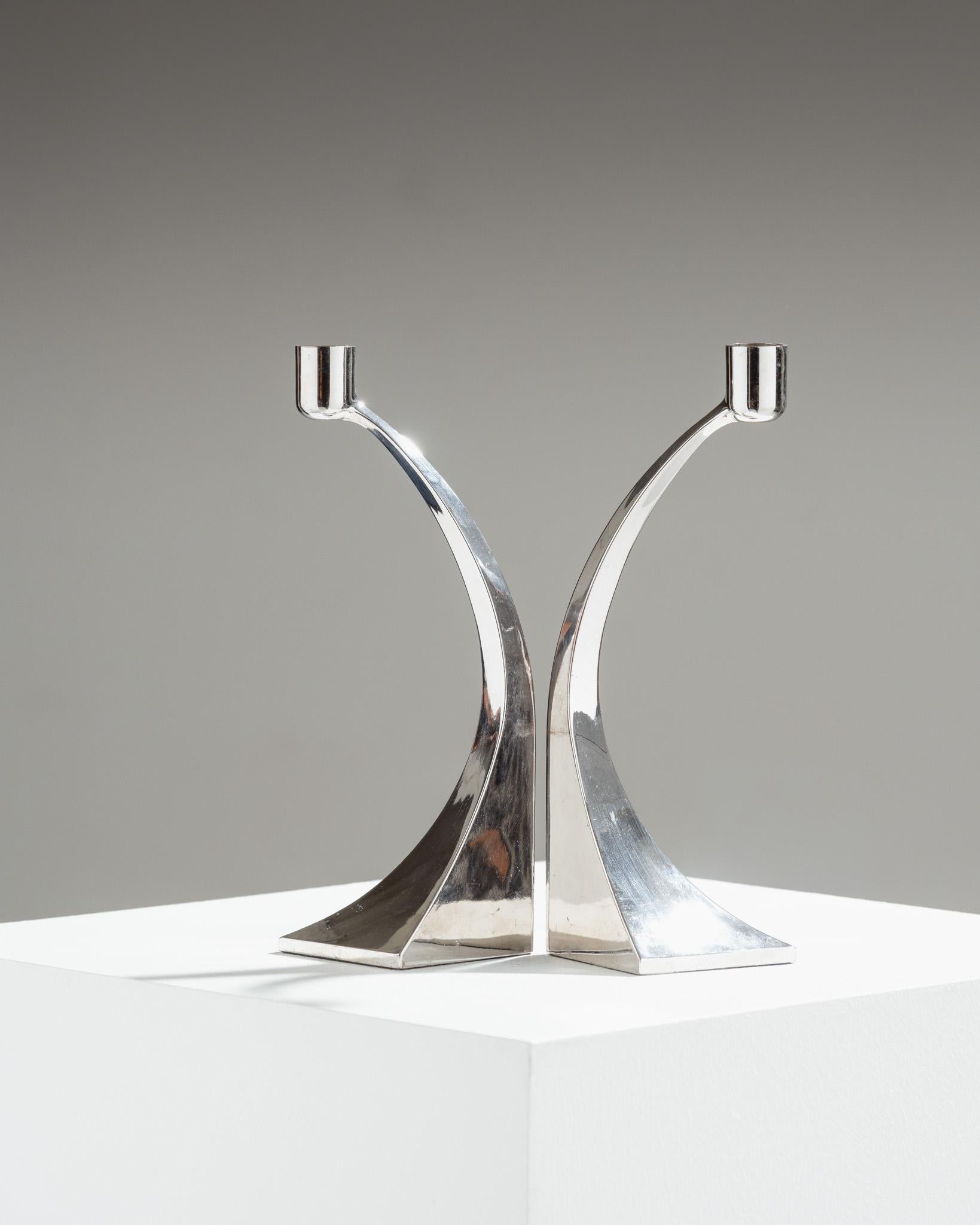 Set of 4 Metal Candlesticks, 1970s In Good Condition For Sale In PARIS, FR