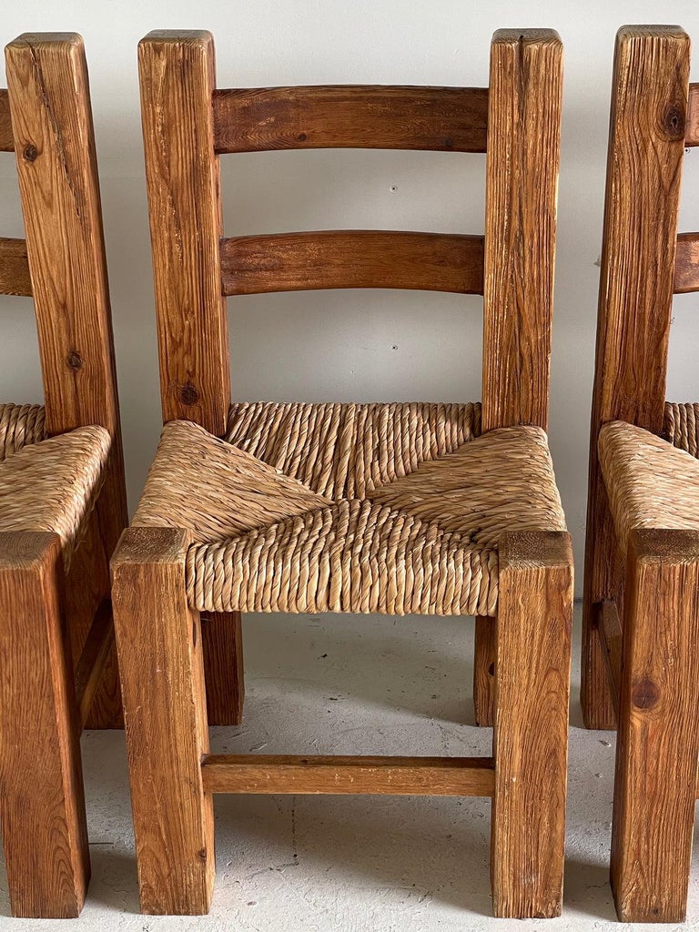 Set of 4 Mexican Pine and Rush Chunky Dining Chairs, circa 1970 For